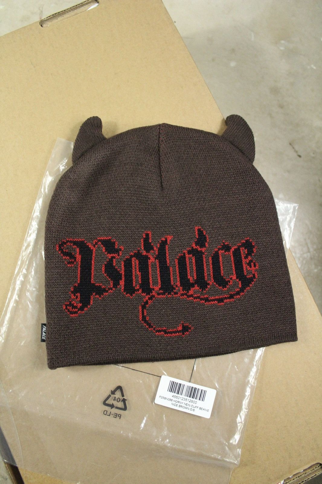 Palace × Streetwear Palace Skateboards Horny Nein Cuff Beanie 