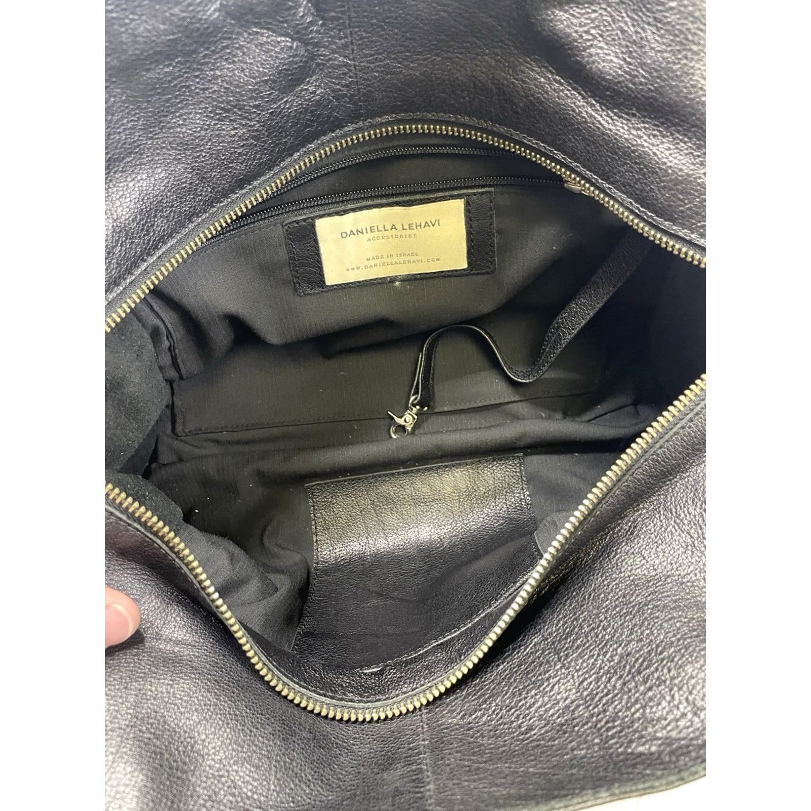 Vintage Daniella Lehavi Pebbled Leather Shoulder Bag Satchel Black Medium/Large Women Shoulder Bag Pebbled Leather Size ONE SIZE - 7 Thumbnail