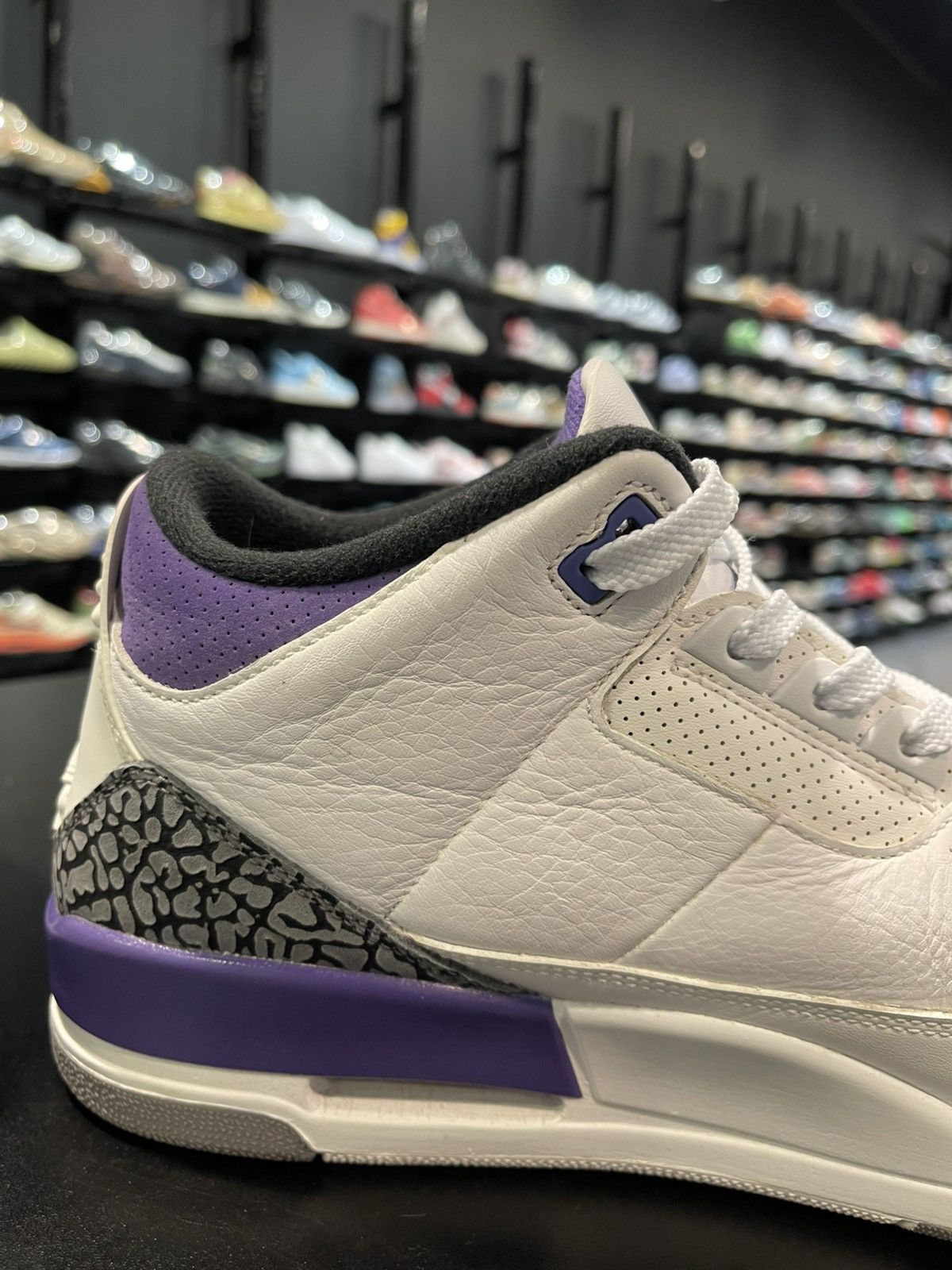 Jordan Brand Size 13 - Jordan 3 Retro Dark Iris Purple Size US 13 / EU 46 - 7 Thumbnail