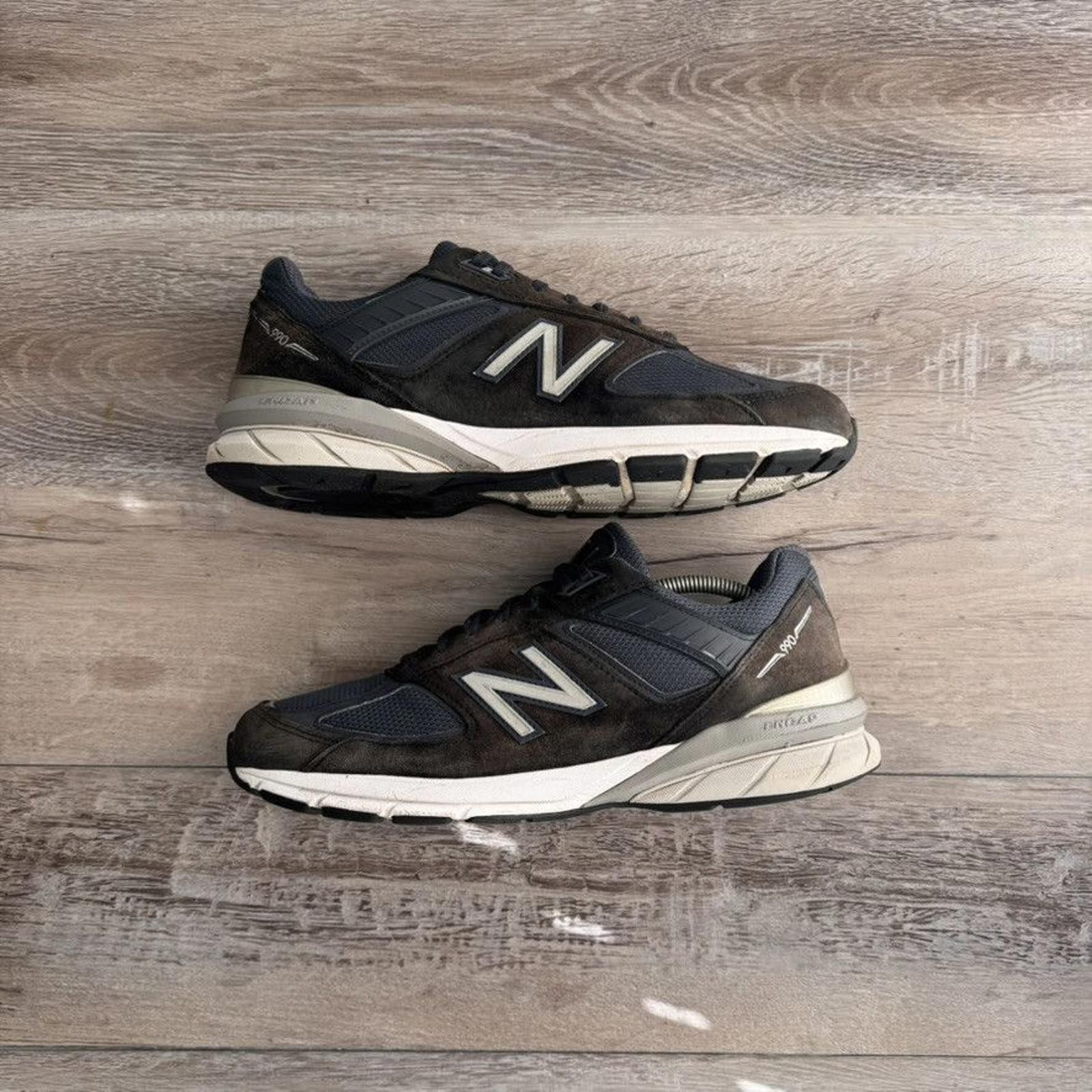 New Balance NEW BALANCE • 990v5 "Navy" (10.5M) Size US 10.5 / EU 43-44 - 2 Thumbnail