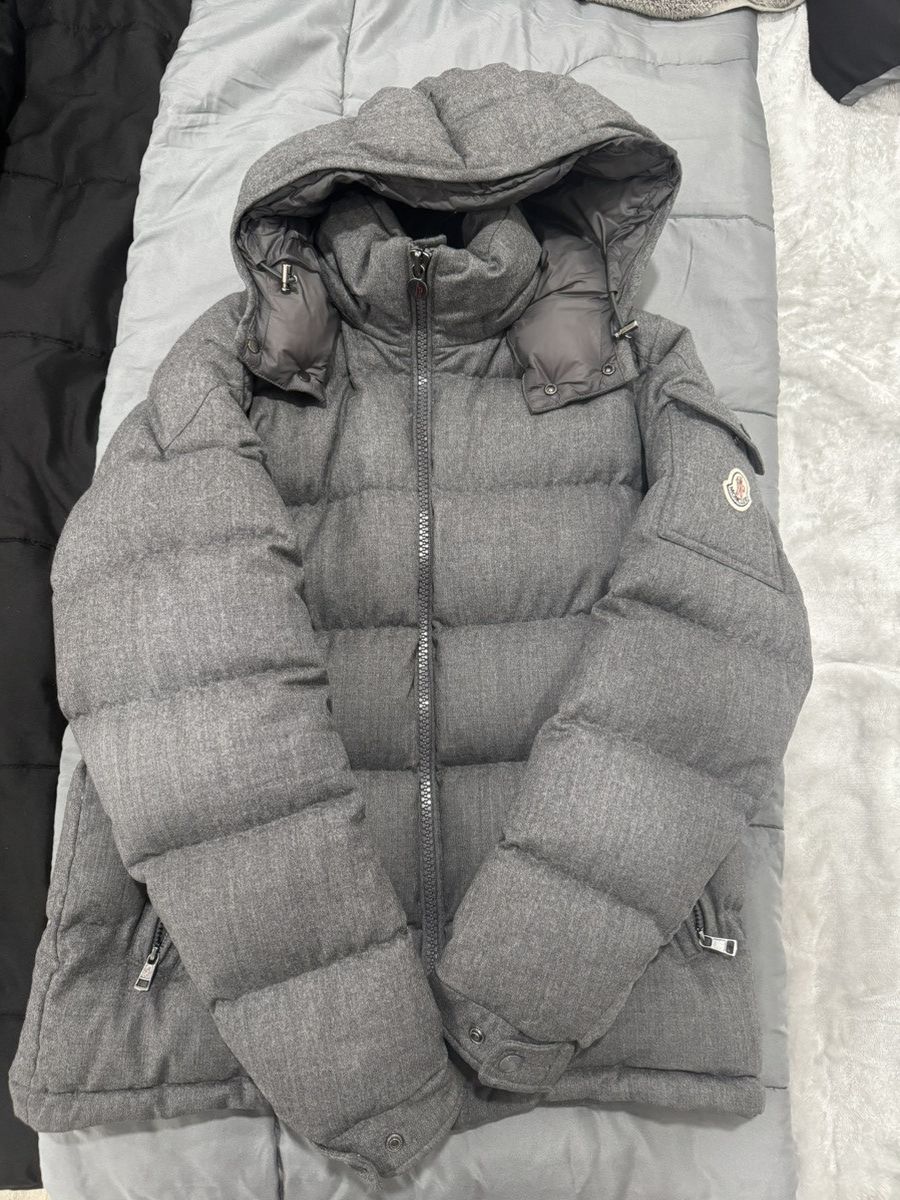 Moncler Moncler Hooded Puffer Jacket – Grey Wool Blend Size US L / EU 52-54 / 3 - 1 Thumbnail