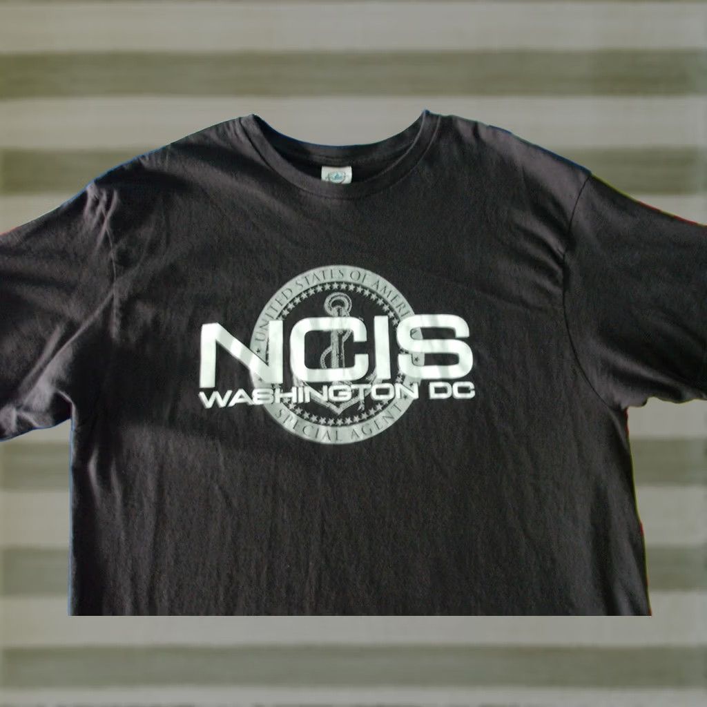 Delta NCIS Washington DC Special Agent graphic T Shirt Men's XL NAVAL TV SERIES DRAMA Shirt Men XL Black Graphic Print Navy Delta Pro Weight Cotton Vintage Size US XL / EU 56 / 4 - 1 Thumbnail