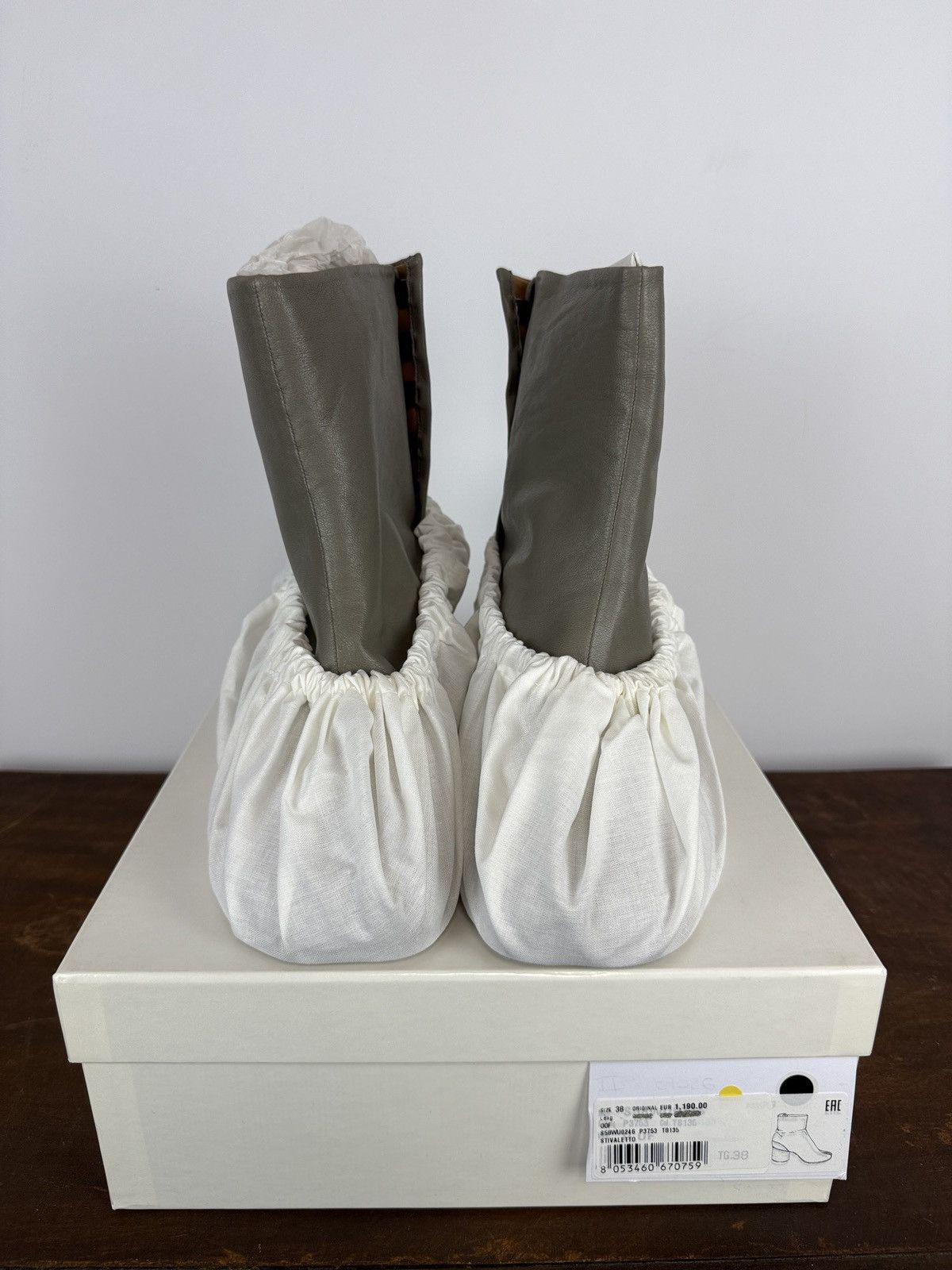 Maison Margiela Taupe Maison Martin Margiela Tabi ankle boots (new with box) Size US 7.5 / IT 37.5 - 6 Thumbnail