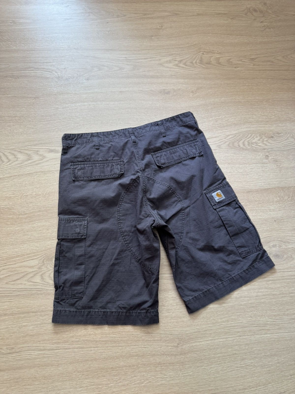 Carhartt Wip Carhartt Wip Regular Cargo Shorts Size US 34 / EU 50 - 2 Thumbnail