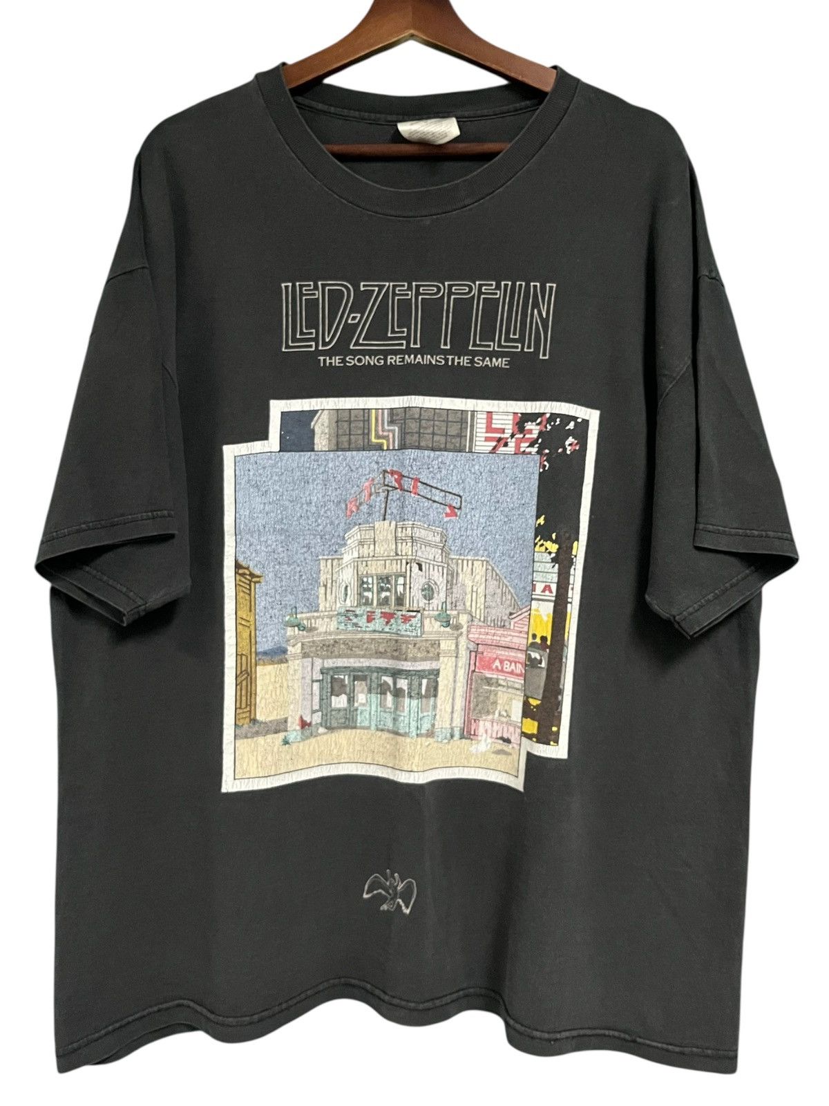 Band Tees Vintage Led Zeppelin 90s t shirt Size US XL / EU 56 / 4 - 1 Thumbnail