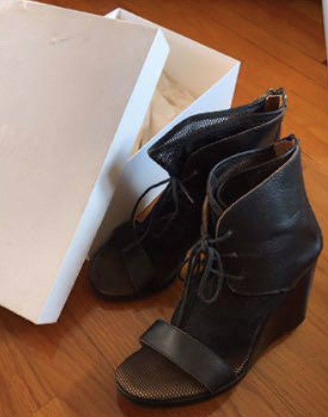 Maison Margiela MM6 Maison Martin Margiela mesh wedge heels boots and shoes Size US 9 / IT 39 - 2 Thumbnail
