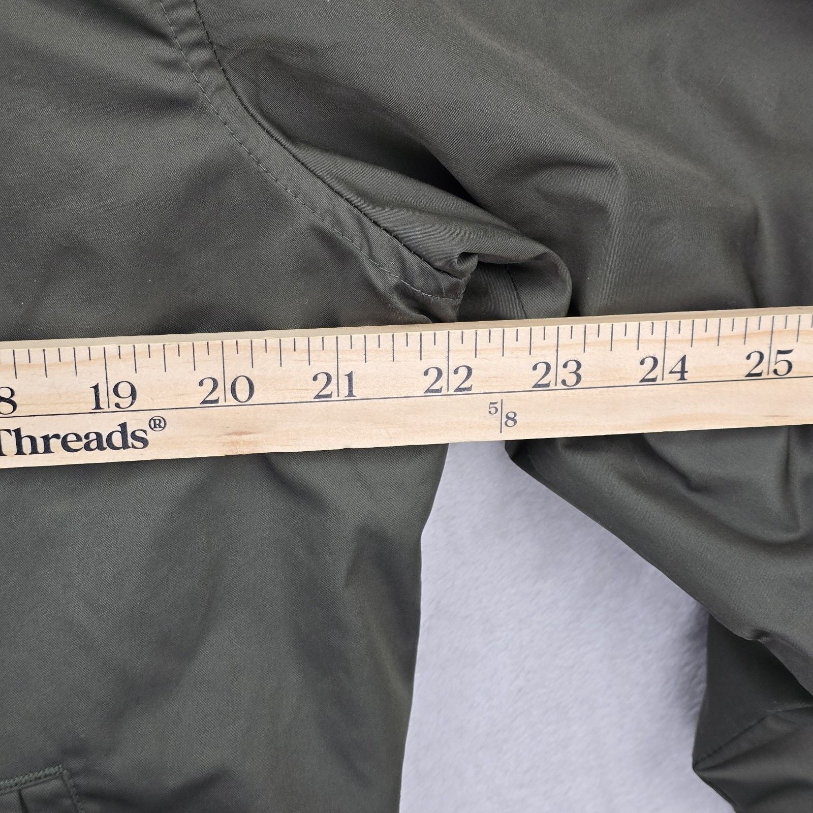 Nike Vtg Nike Reversible Bomber Jacket Mens Medium Y2K Gray Tag Size US M / EU 48-50 / 2 - 13 Thumbnail