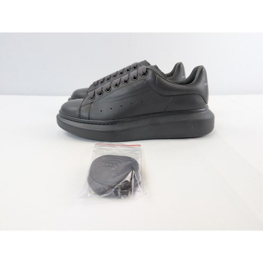 Alexander McQueen o1rshd1 Leather Oversized Sneaker in Lead Pencil Size US 10 / EU 43 - 9 Thumbnail