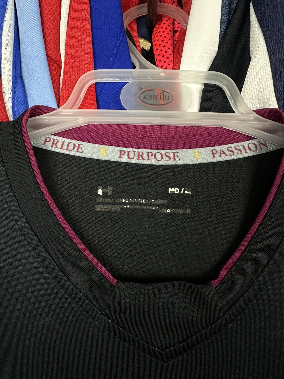 Under Armour ASTON VILLA 2017 FOOTBALL SHIRT SOCCER JERSEY UNDER ARMOUR Size US M / EU 48-50 / 2 - 4 Thumbnail