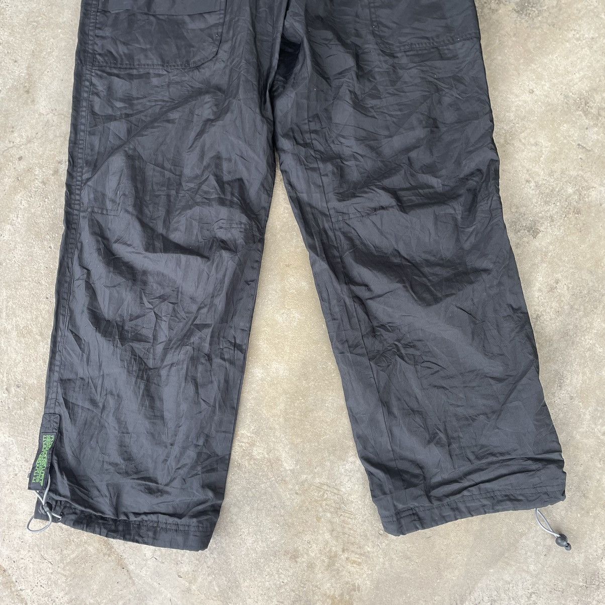 Japanese Brand × Neighborhood × Vintage 🔥Pick🔥🇯🇵Neighborhood 6 Pocket Draw String Running Track Pants Size US 34 / EU 50 - 3 Thumbnail