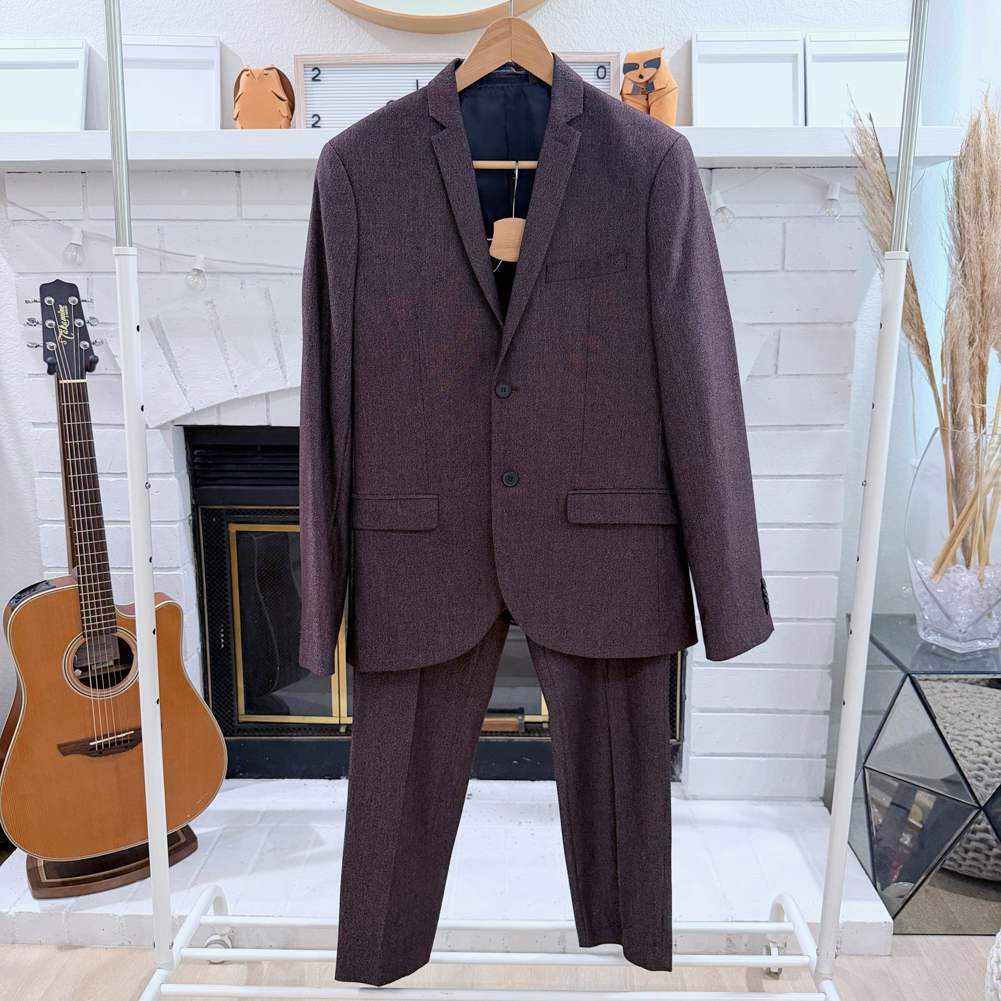 H&M H&M Slim Fit Burgundy / Maroon Suit Set - 40R / 33R Size 40R - 1 Thumbnail