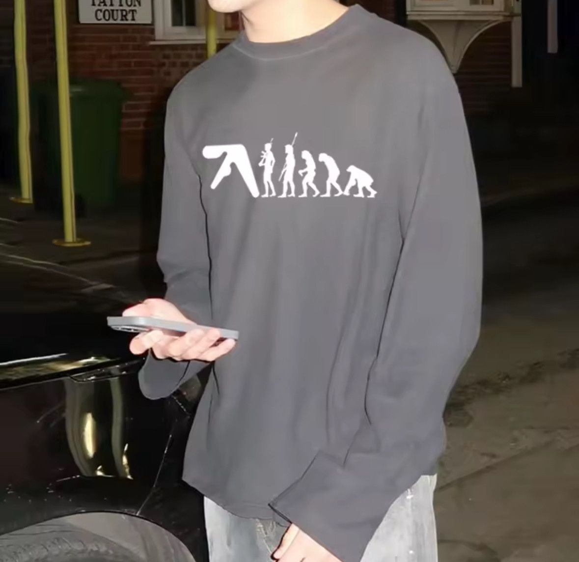 Japanese Brand Y2K Streetwear Aphex Twin Evolve Long Sleeve T-Shirt Size US S / EU 44-46 / 1 - 2 Thumbnail