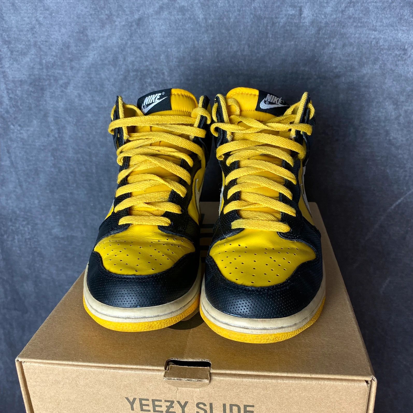 Nike Nike Dunk High White Varsity Maize yellow black Size US 7 / EU 40 - 5 Thumbnail