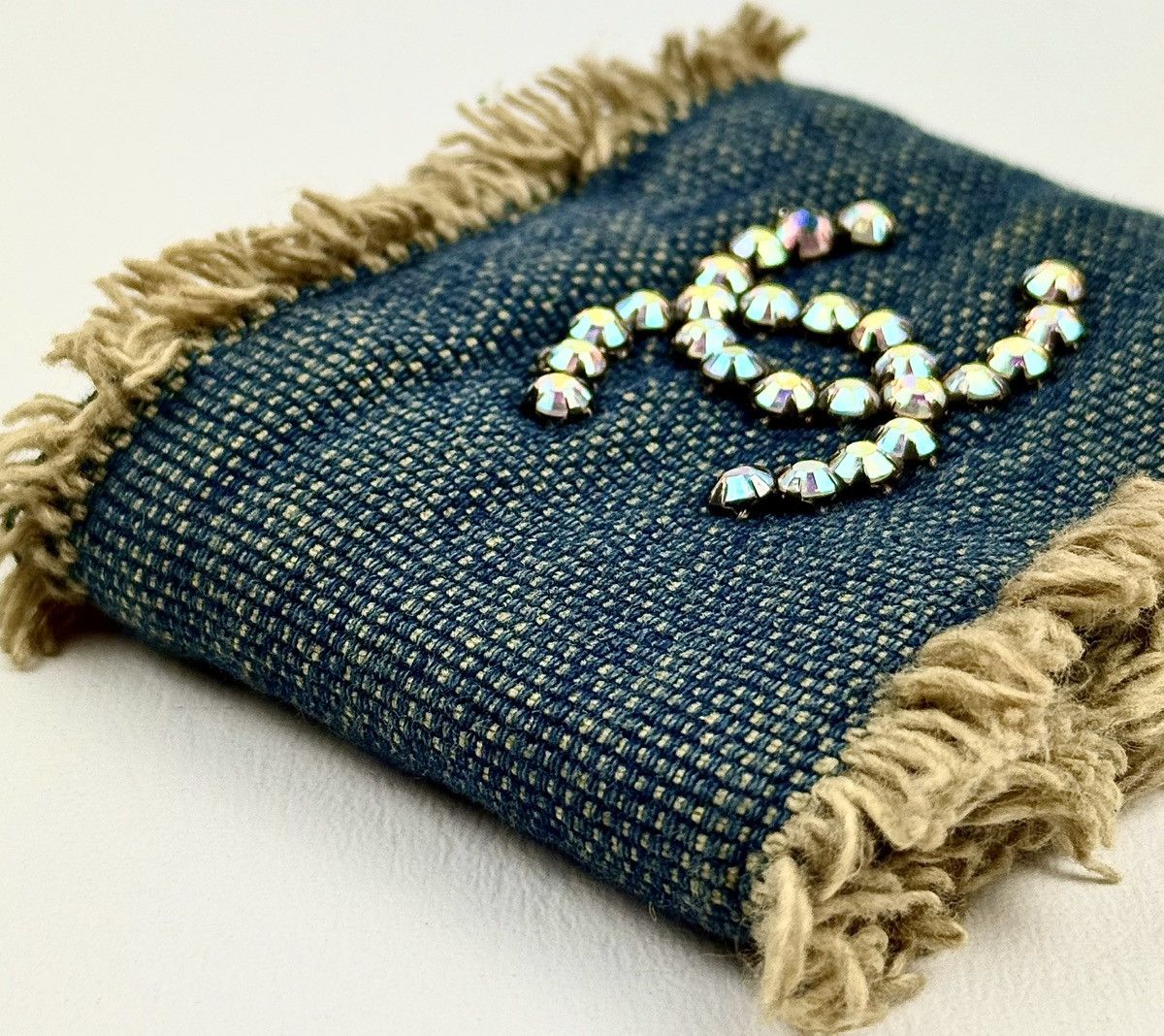 Chanel Chanel - Karl - FW/01 - Denim - Rhinestone - CC - Logo Cuff Size ONE SIZE - 9 Thumbnail