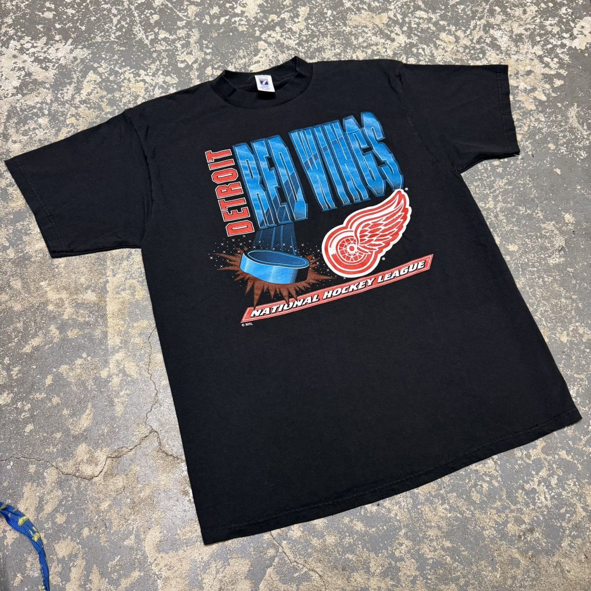 NHL Vintage Detroit Red Wings NHL Black 90s Hockey Tshirt Size US XL / EU 56 / 4 - 6 Thumbnail