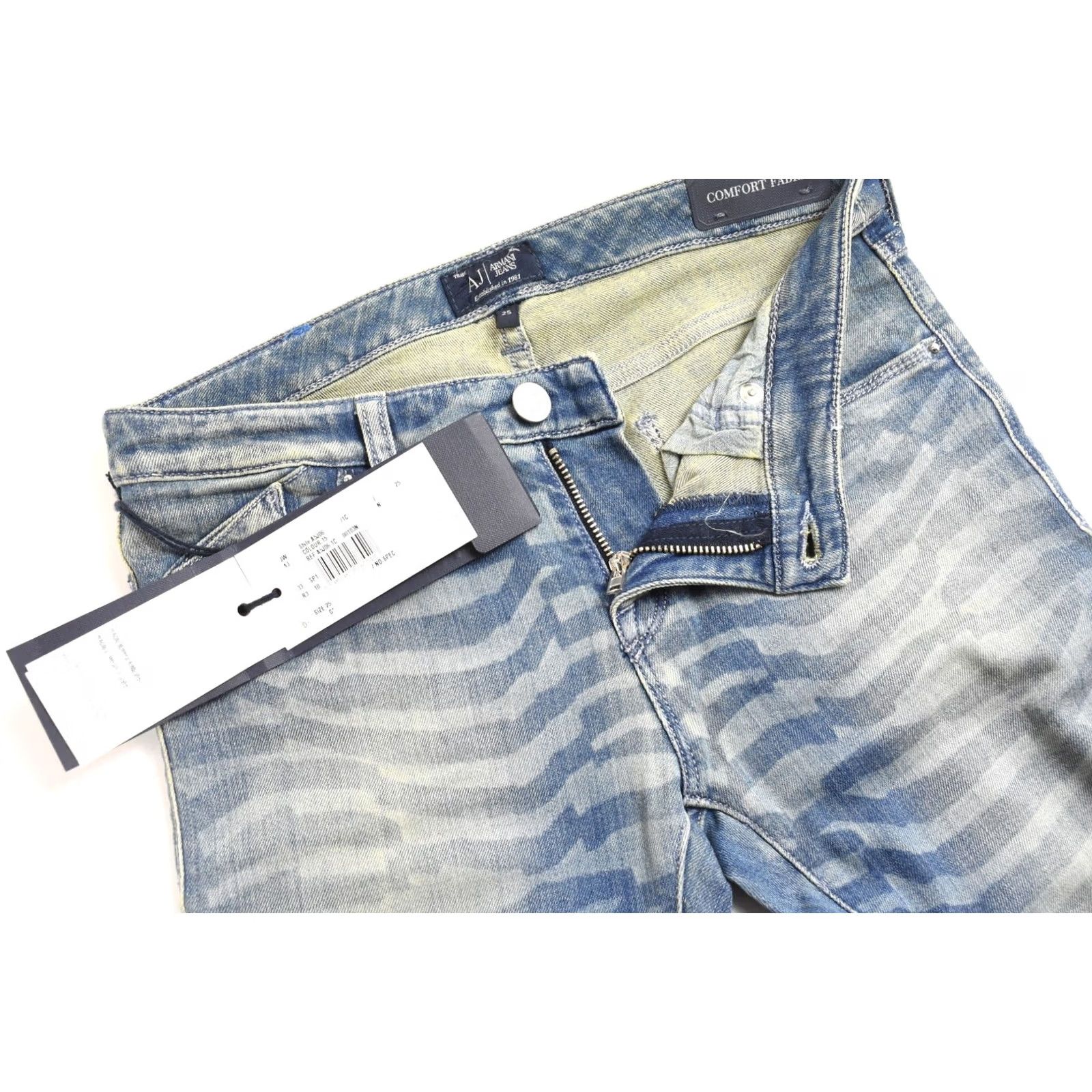 Vintage Armani Jeans J06 Skinny Fit Jeans Women's W25 Zip Fly Denim Jeans Blue Skinny Womens W25 Zip Fly Armani Jeans J06 Skinny Fit Size 42" / US 20 - 4 Thumbnail