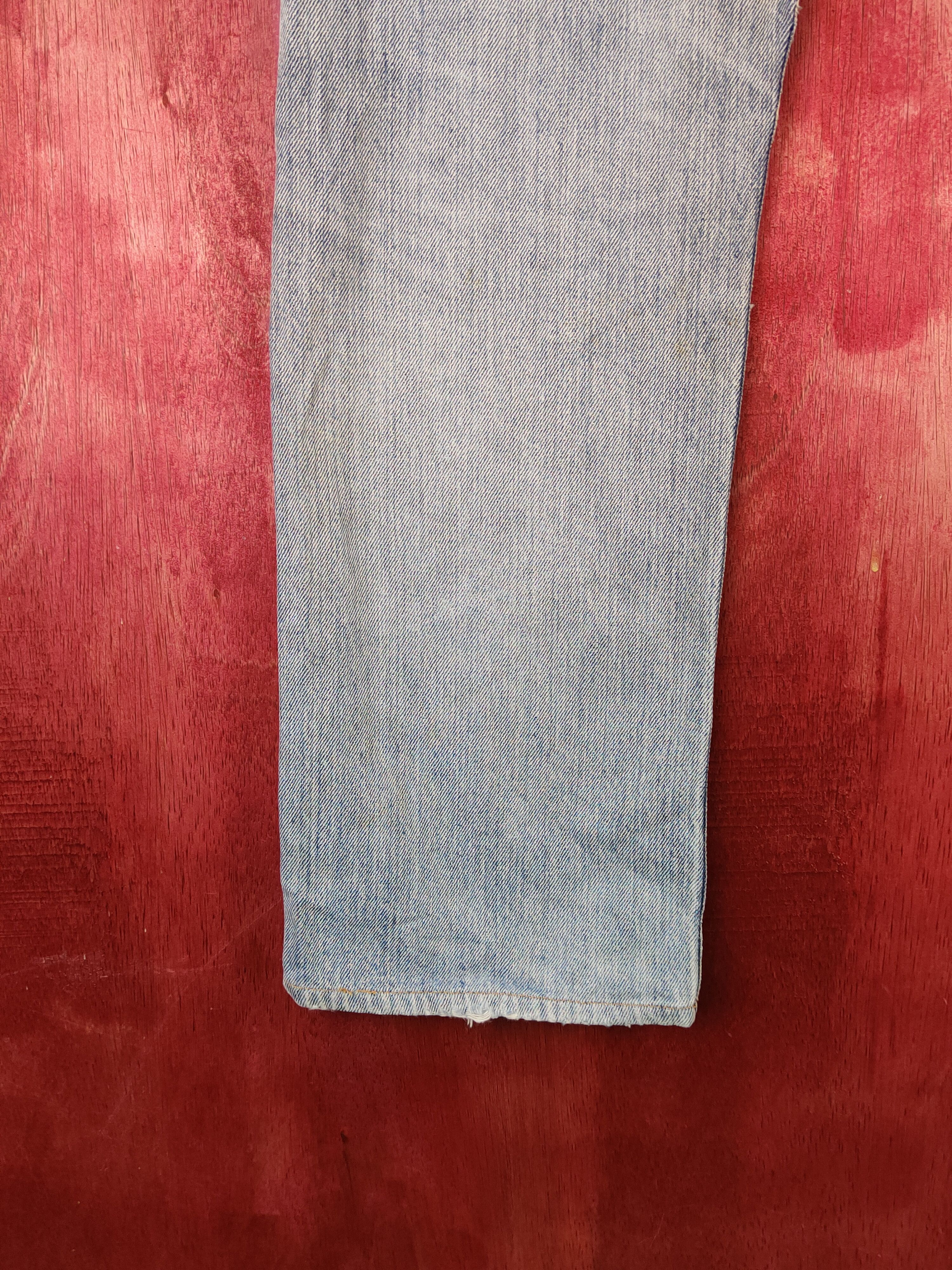 Levi's Levi's Blue Faded Distressed Ripped Jeans #S1813 Size US 31 - 11 Thumbnail