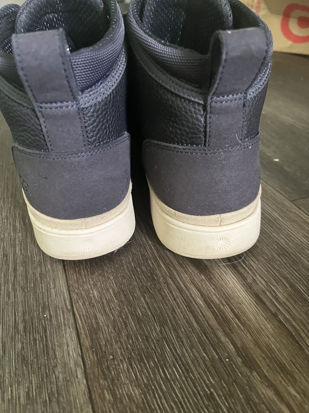 Ugg Mens Ugg Navy hightop sneaker Size US 9.5 / EU 42-43 - 3 Thumbnail