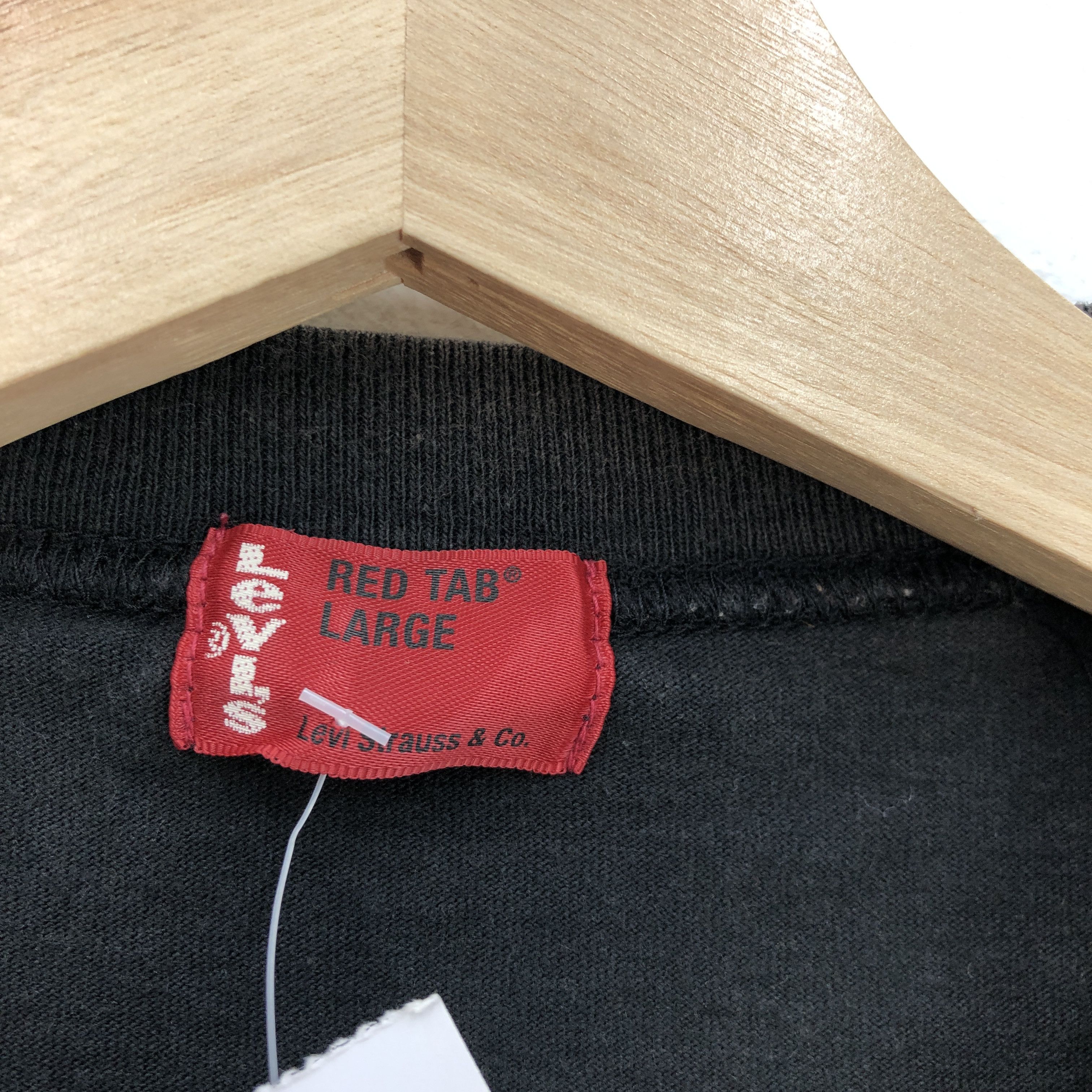 Levi's Vintage Y2K Levis T Shirt Levis Red Tab Crewneck Tees Size US M / EU 48-50 / 2 - 4 Thumbnail