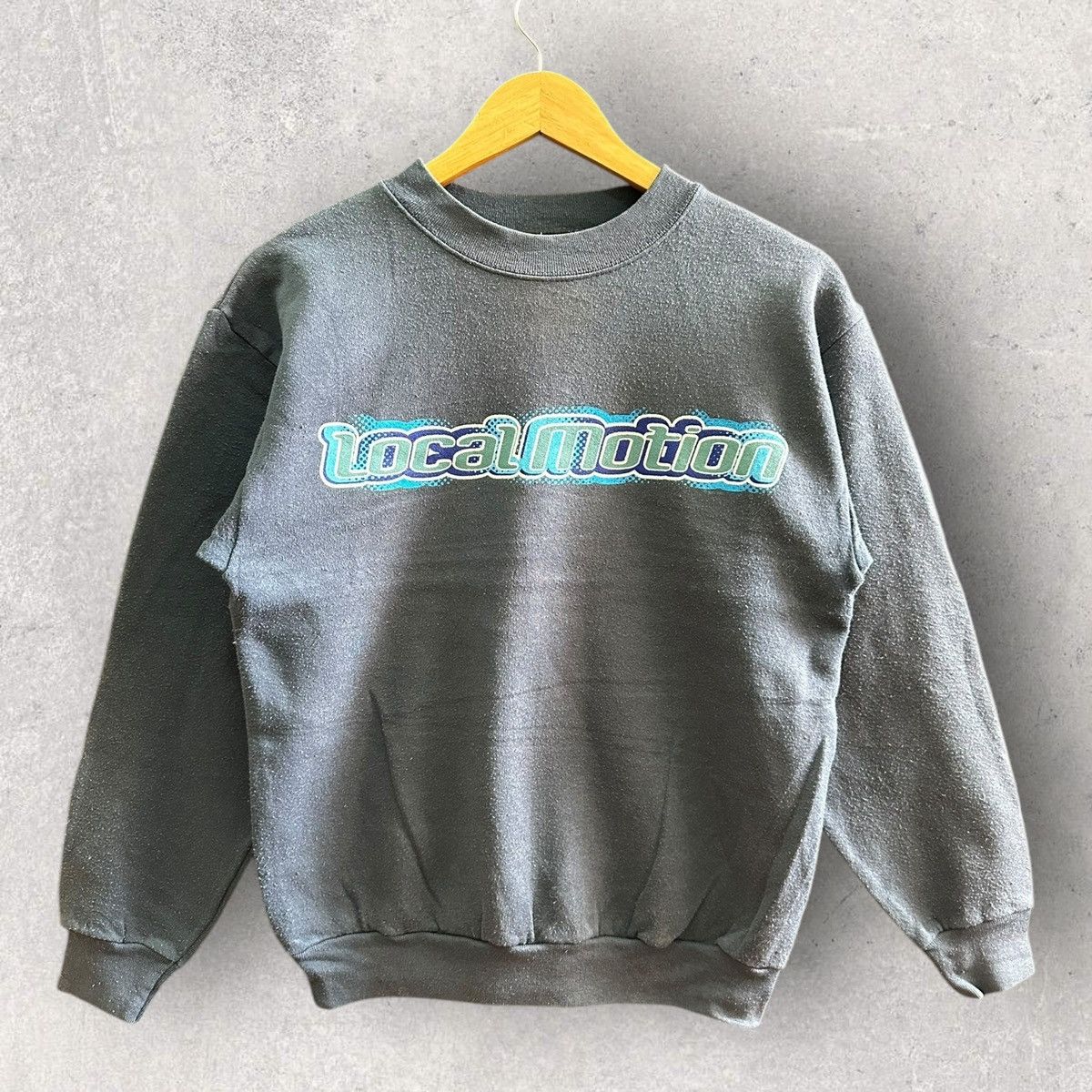 Vintage Vintage Local Motion Sweatshirt Surf Brand Size US M / EU 48-50 / 2 - 1 Thumbnail