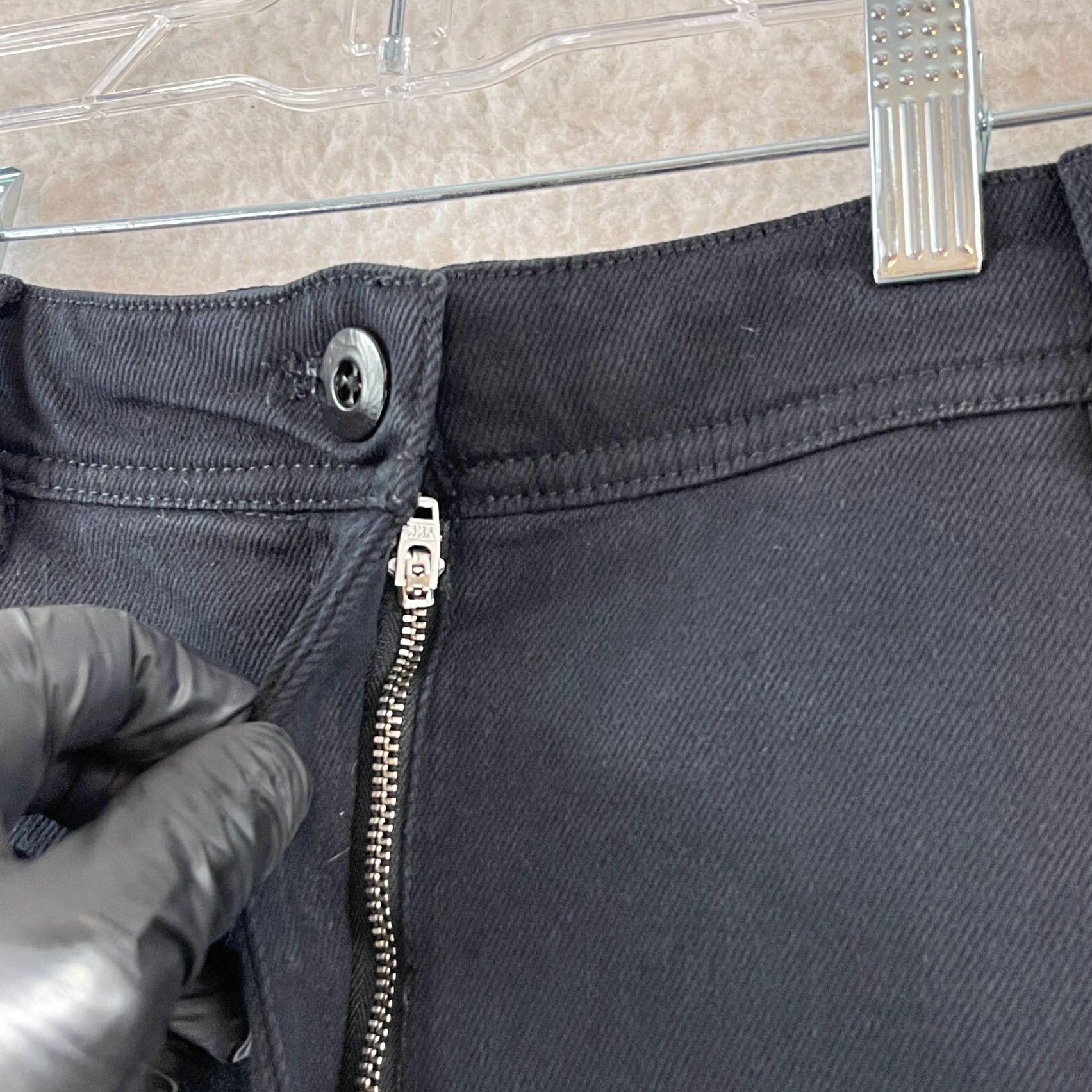 Vintage Wilfred Free Baggy Wide-Leg Cargo Jeans Womens Size 8 Black Denim High Rise Jeans Size 30" / US 8 / IT 44 - 6 Thumbnail