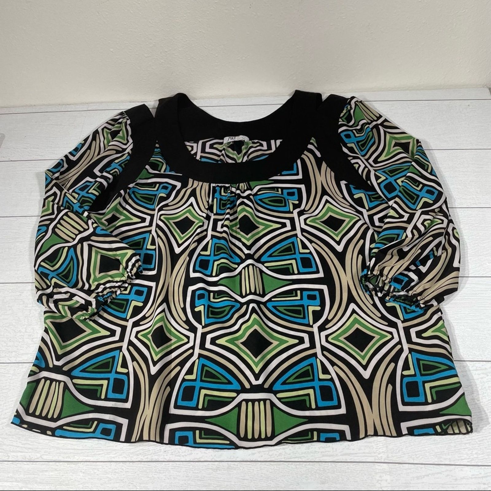 Other JW Black Cut Out Shoulder 3/4 Sleeve Retro Design Shirt XL Size XL / US 12-14 / IT 48-50 - 1 Thumbnail