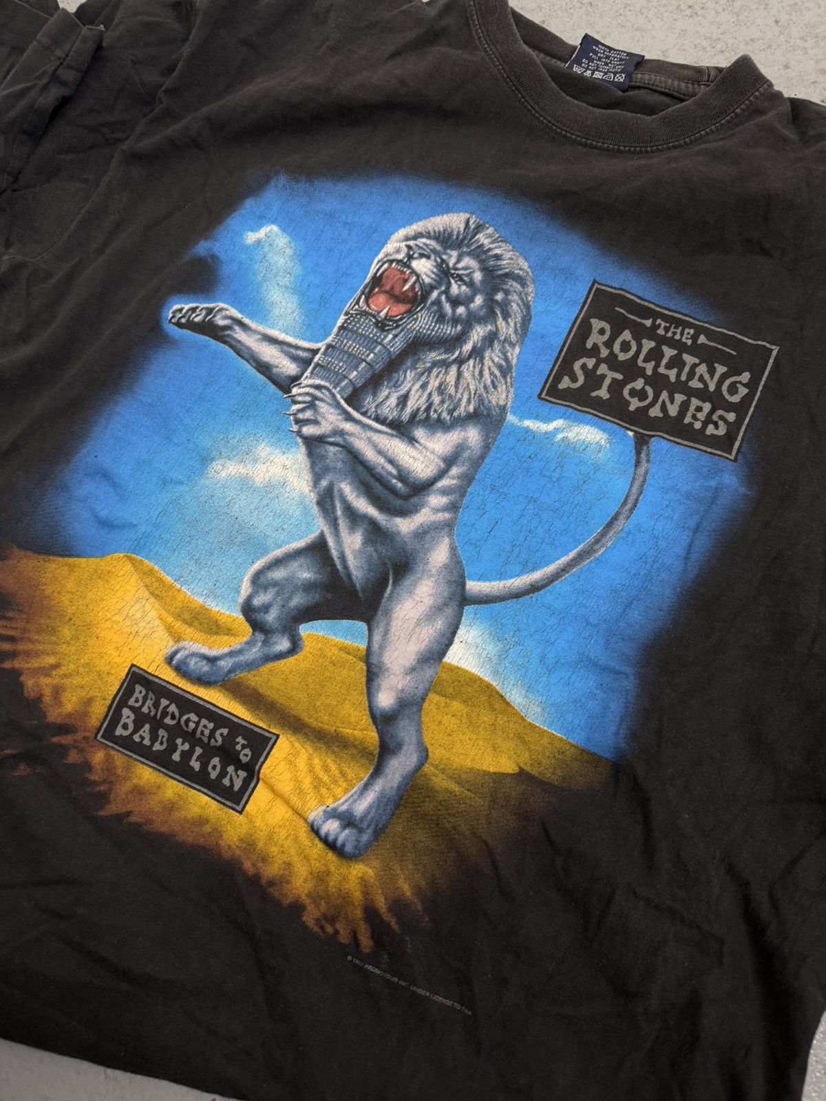 Band Tees Vintage 1998 The Rolling Stones Briges To Babylon Tour Tee Size US L / EU 52-54 / 3 - 8 Thumbnail