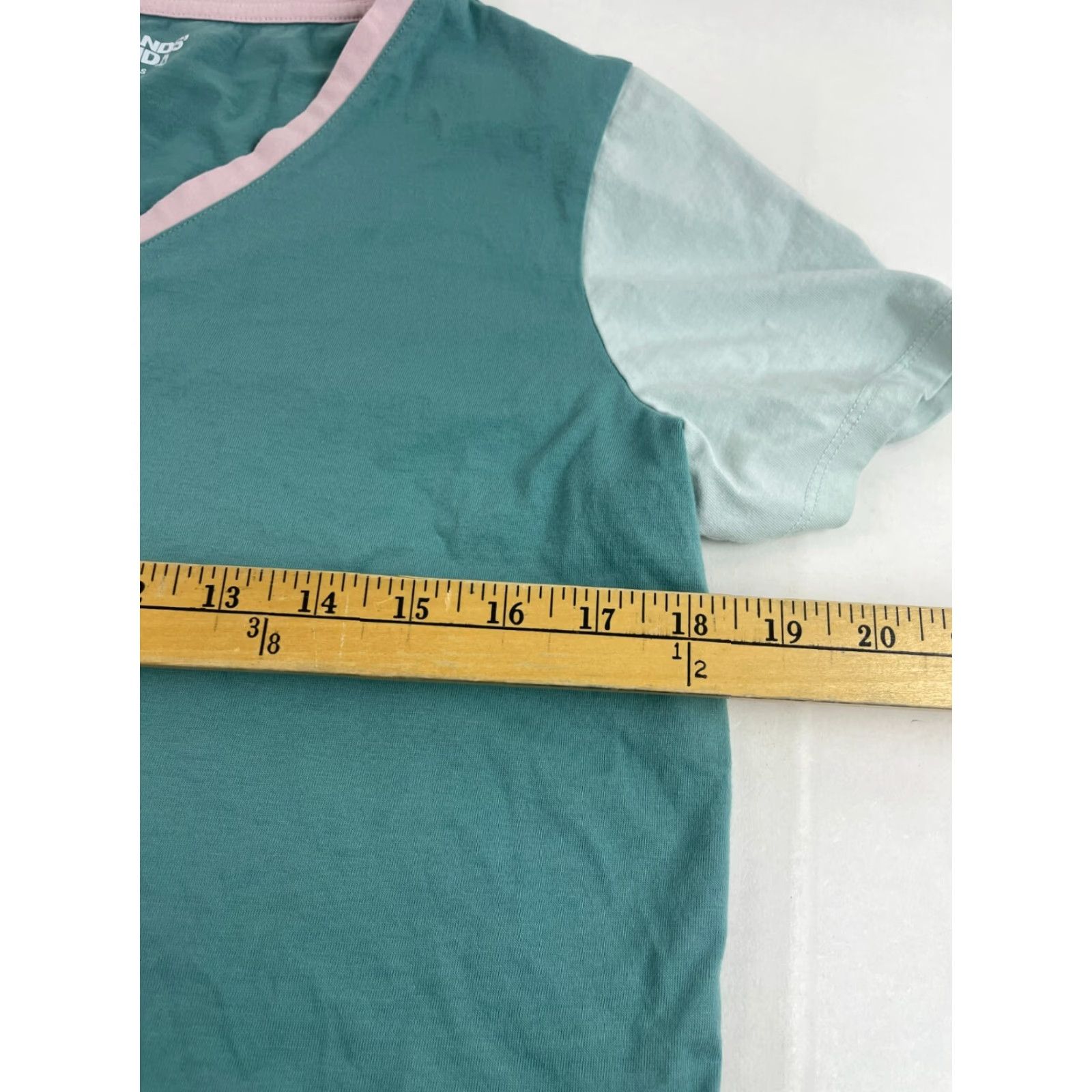 Lands' End Lands' End T-Shirt Women's Size Small 6-8 Turquoise Pink V-neck Short Sleeve Tee Size S / US 4 / IT 40 - 4 Thumbnail