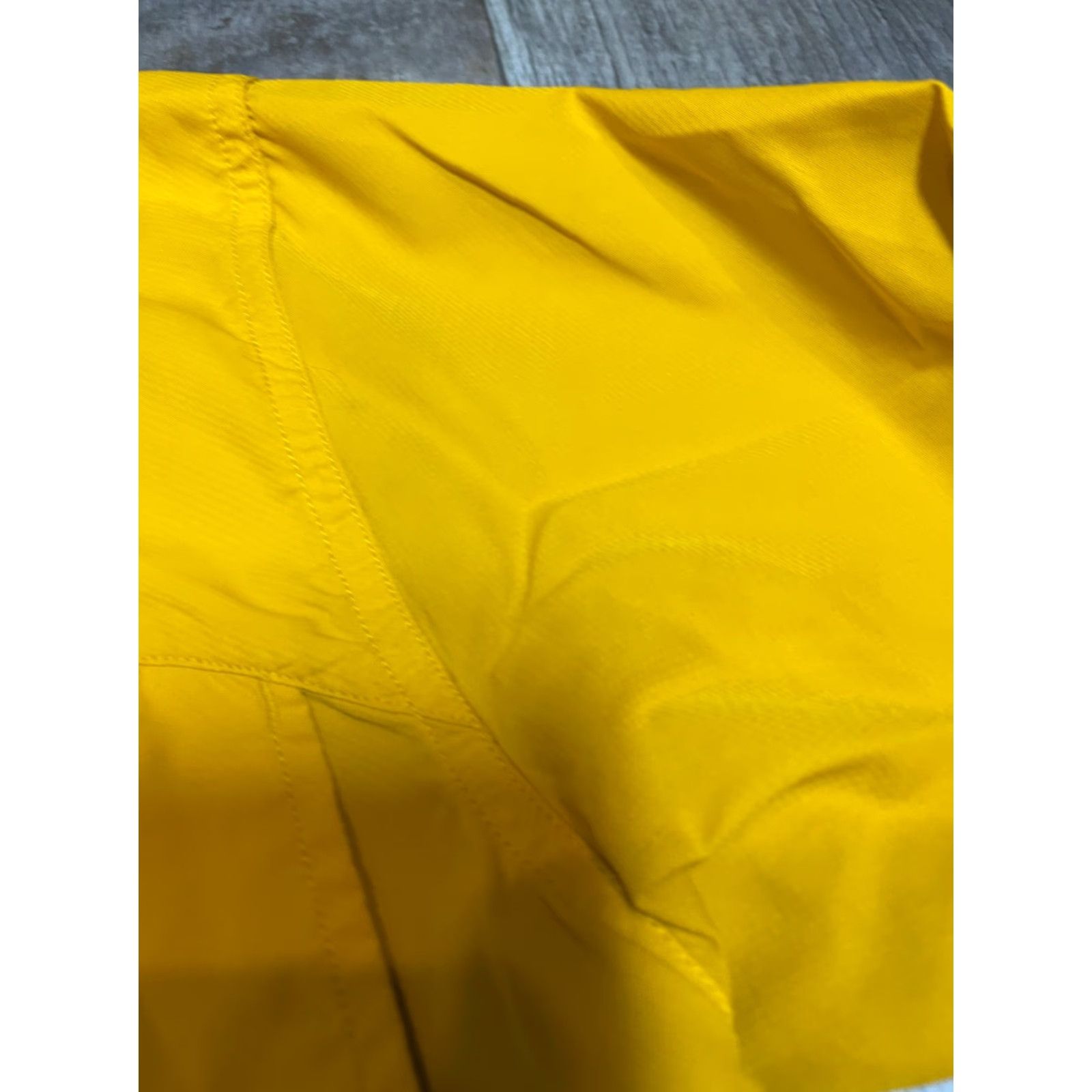 Under Armour Under Armour Jacket Windbreaker Yellow Breathable Water Resistant Storm Zip Pockets Mens S M Size S / US 4 / IT 40 - 5 Thumbnail