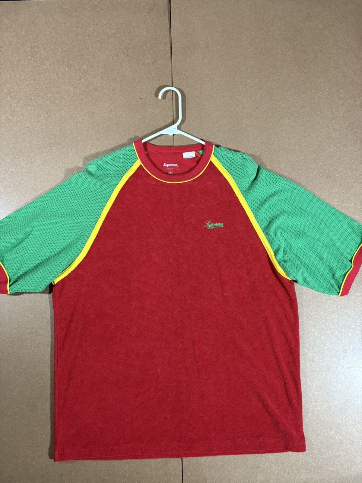Supreme Supreme Terry Raglan S/S Top Red Green Medium SS23 Size US M / EU 48-50 / 2 - 1 Thumbnail