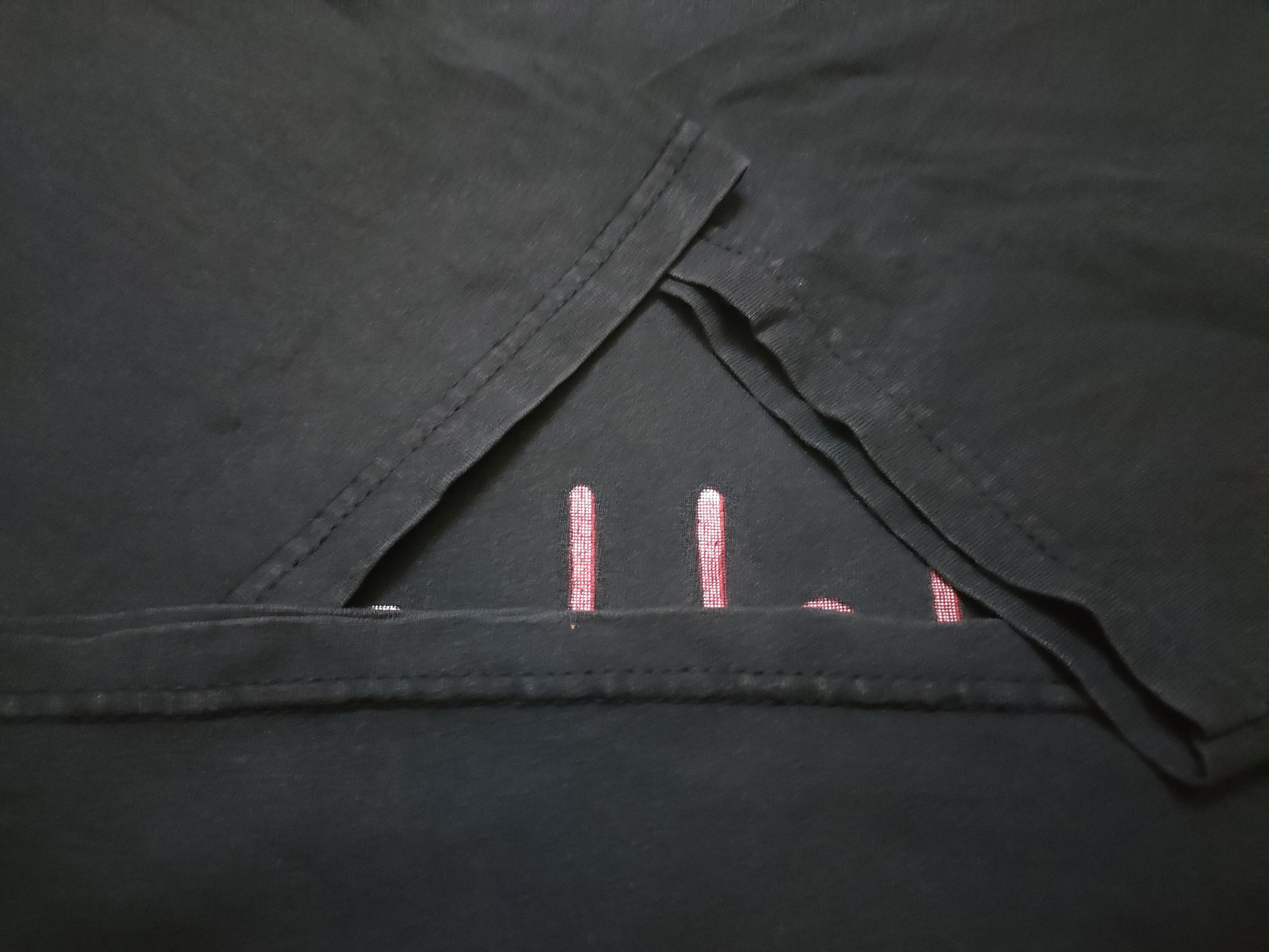 Vintage Vintage Horror Movie The Hollow T-Shirt Size US XL / EU 56 / 4 - 7 Thumbnail