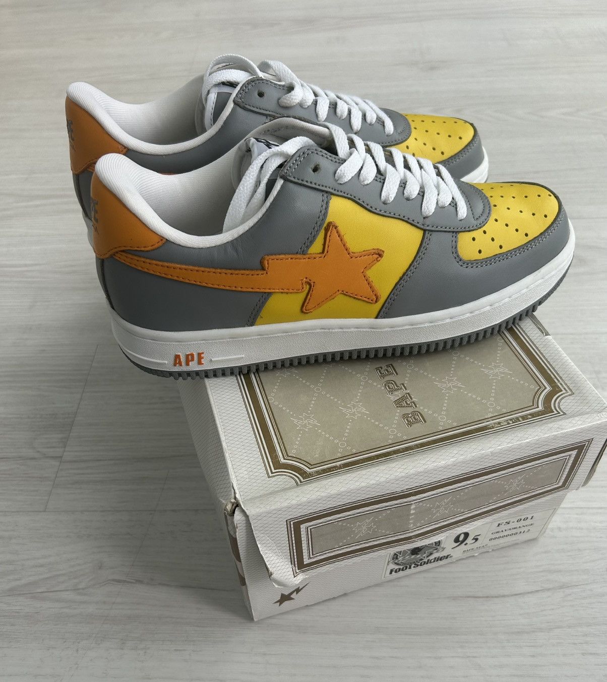 Bape VERY RARE OG 2003 A BATHING APE ORANGE/GRAY BAPESTA Size US 9.5 / EU 42-43 - 7 Thumbnail