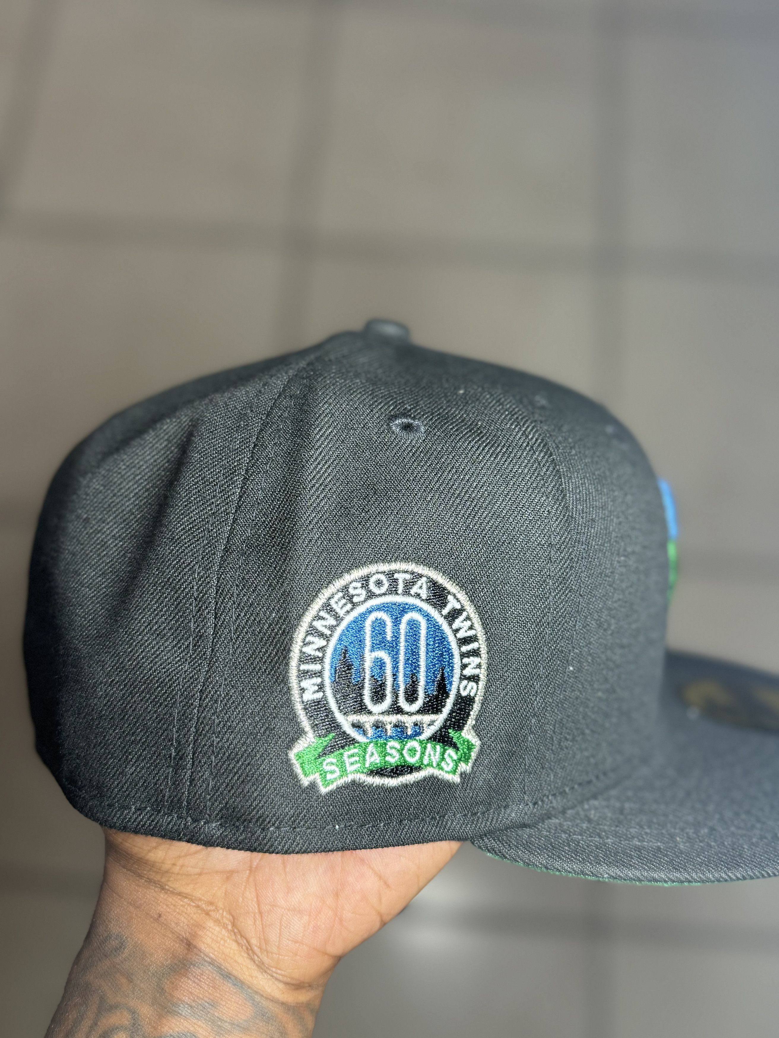 Hat Club × New Era 7 3/8 HAT CLUB EXCLUSIVE TWINS NBA CROSSOVER Size ONE SIZE - 5 Thumbnail