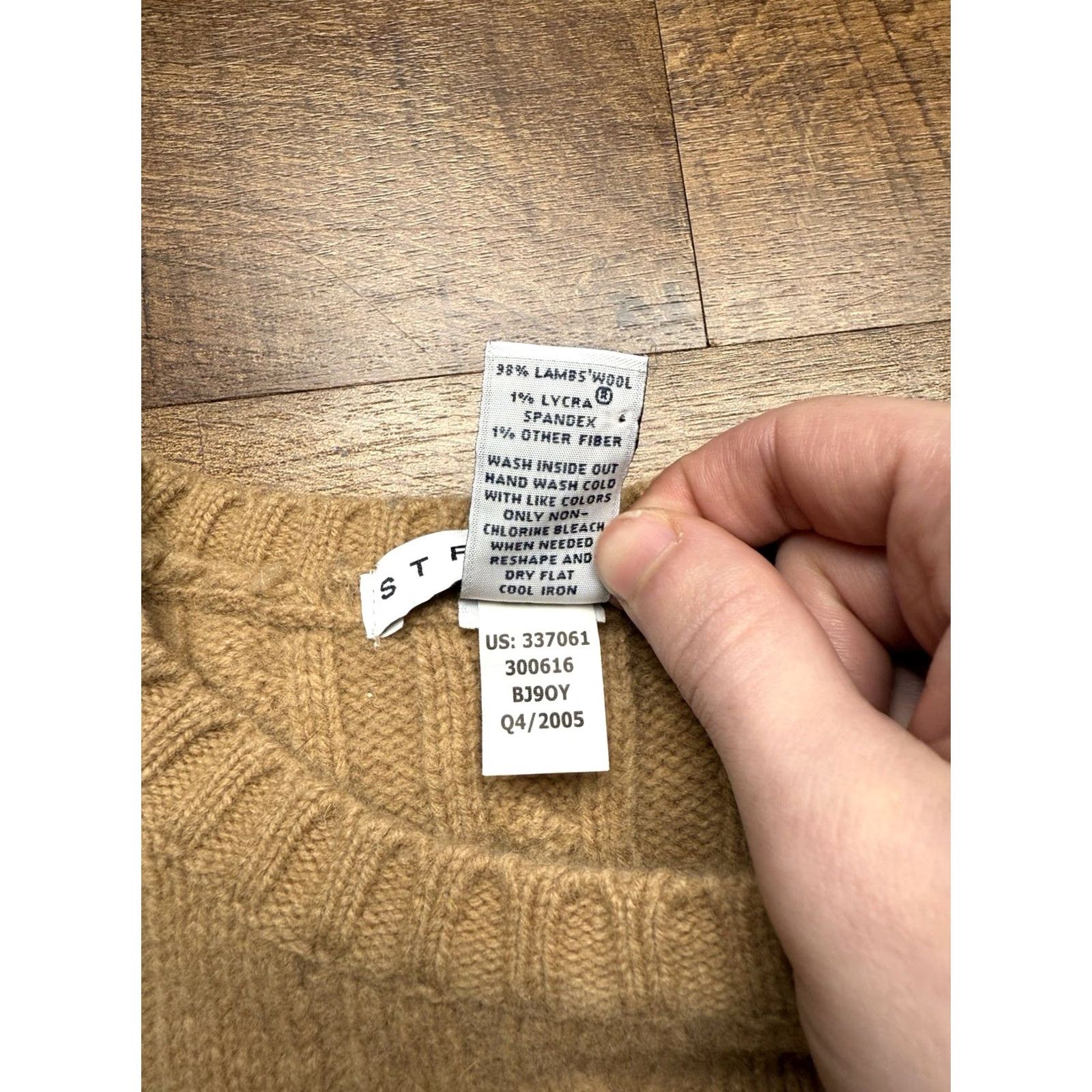 Gap GAP VINTAGE Y2K Lambswool Stretch Cable Knit Sweater Camel Tan Size M Brown Women Pullover Crew Neck 90s Classic Preppy Vintage Size M / US 6-8 / IT 42-44 - 6 Thumbnail
