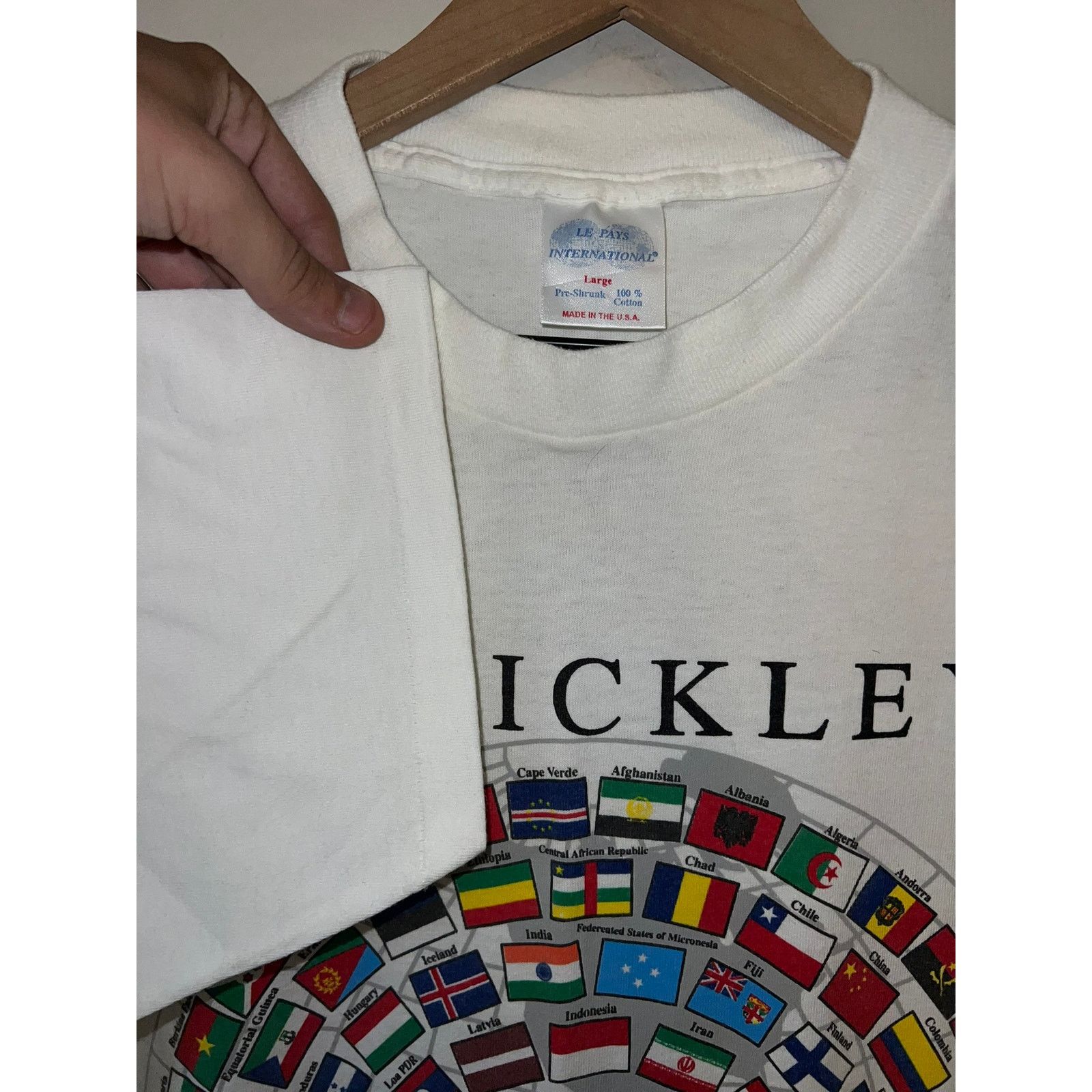 Vintage Vintage World Flag Shirt Sewickley World Class City Tee 90s Size US L / EU 52-54 / 3 - 8 Thumbnail