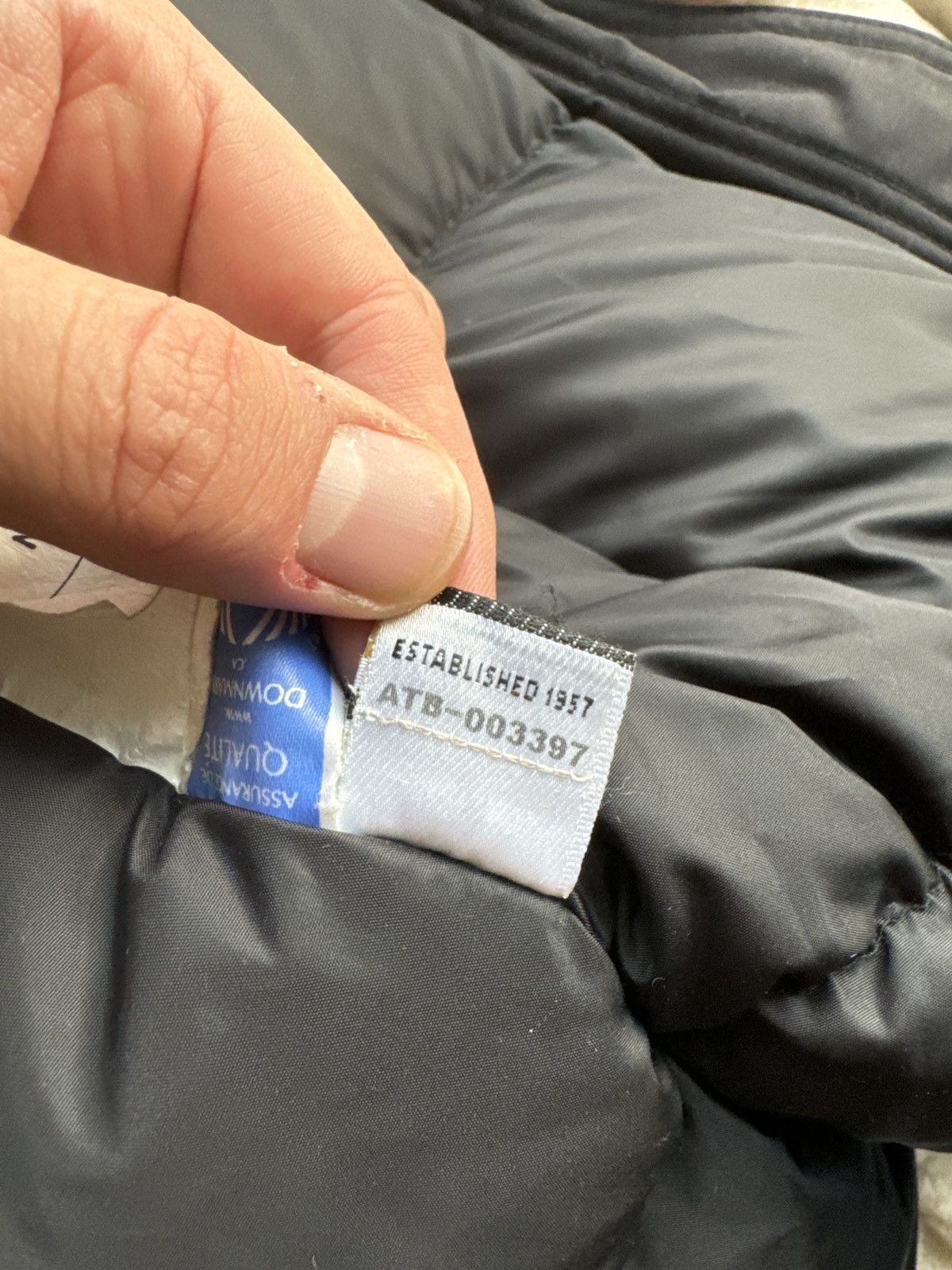 Canada Goose Canada Goose Black down parka Size US S / EU 44-46 / 1 - 14 Thumbnail