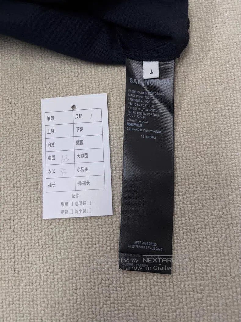 Balenciaga Balenciaga Letter short sleeve round neck T-shirt men's Size US S / EU 44-46 / 1 - 4 Thumbnail