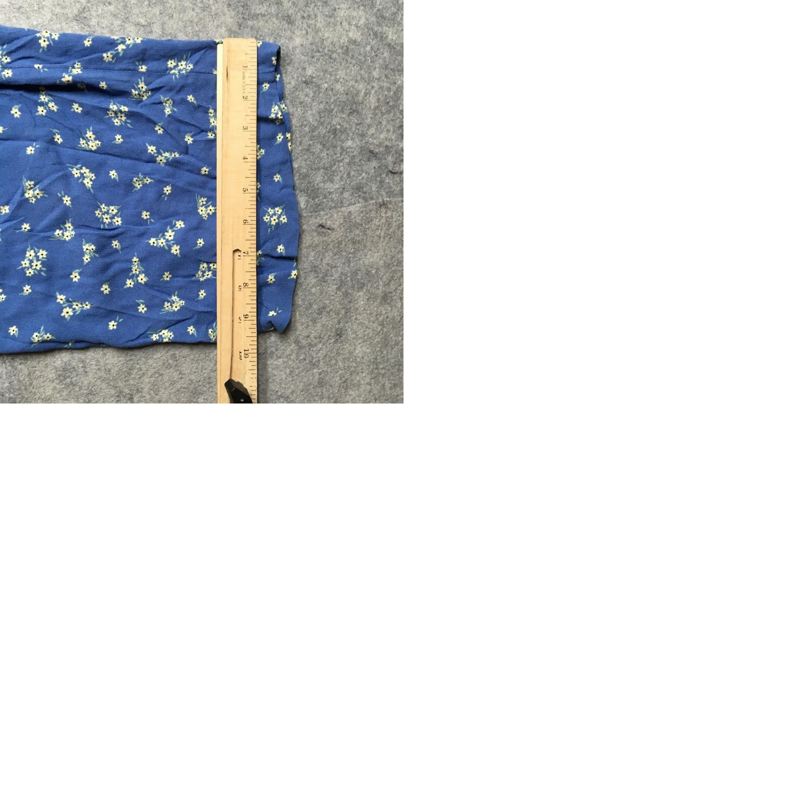 American Eagle Outfitters American Eagle Outfitters 2 Piece Set Womens XL Blue Floral Tank Pants Ruffle Shirt Pants Set Size 40" / US 18 - 9 Thumbnail