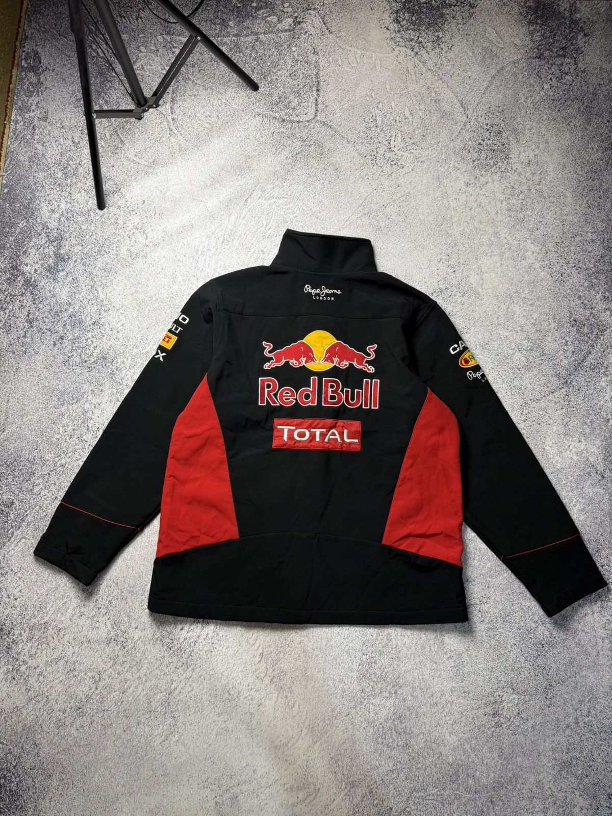 Other Pepe jeans formula 1 London Red Bull Racing Racing Jacket Size US XXL / EU 58 / 5 - 1 Thumbnail