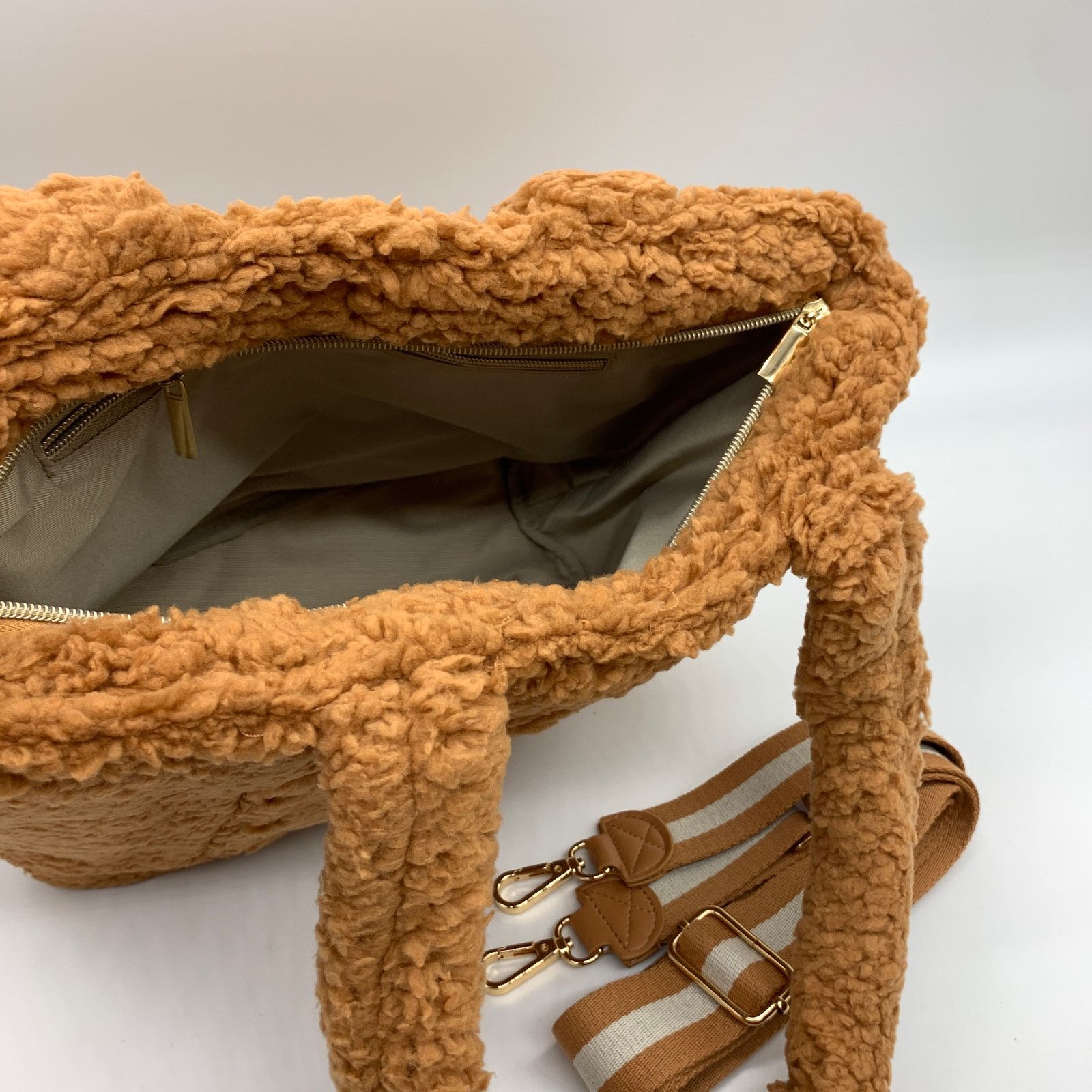 Other BumbleBella by Jill Martin Allover Sherpa Medium Brown Size ONE SIZE - 7 Thumbnail
