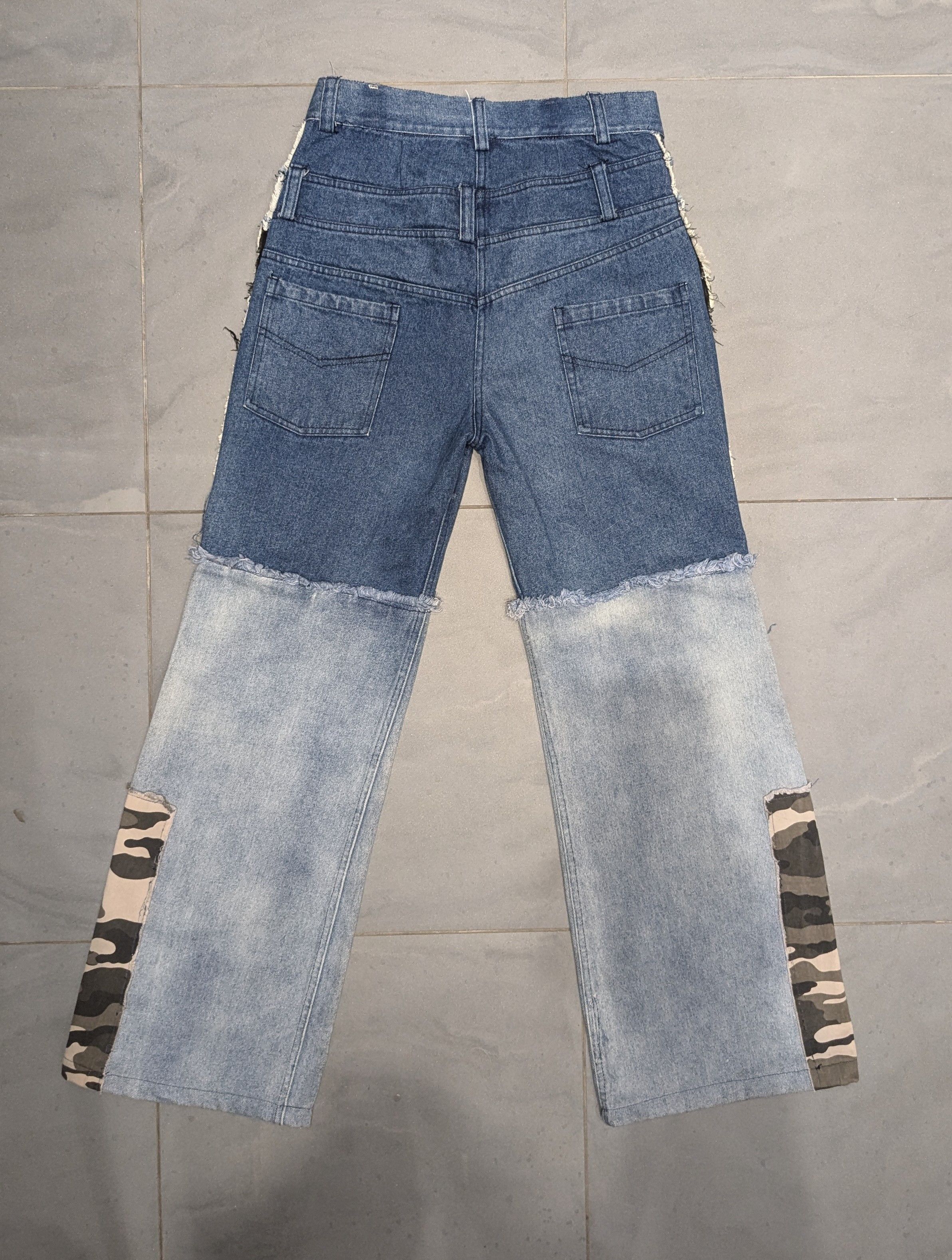 Japanese Brand Hybrid cargo distressed denim jeans Size US 30 / EU 46 - 2 Thumbnail