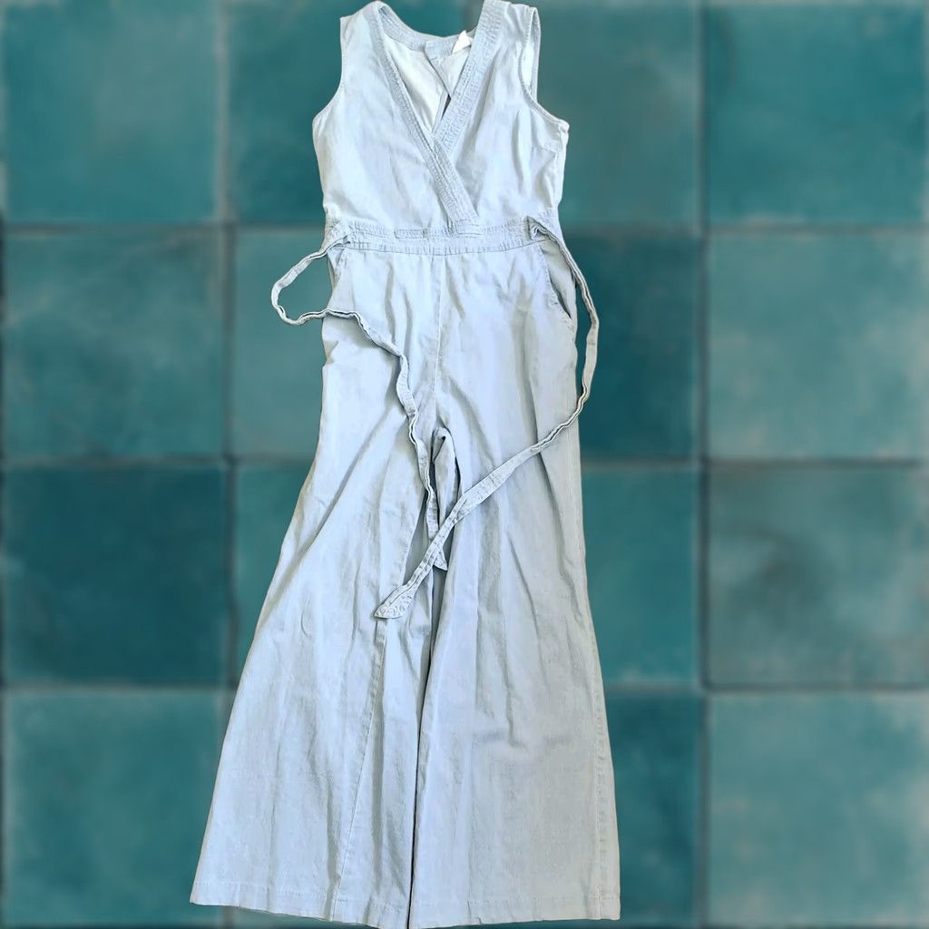 BB Dakota BB Dakota Jack Women’s Blue Sleeveless Jumpsuit with Tie - Size 6 - One-Piece, Casual/Work, 90s Theme, Cotton Spandex - Regular Fit Size 28" / US 6 / IT 42 - 1 Thumbnail