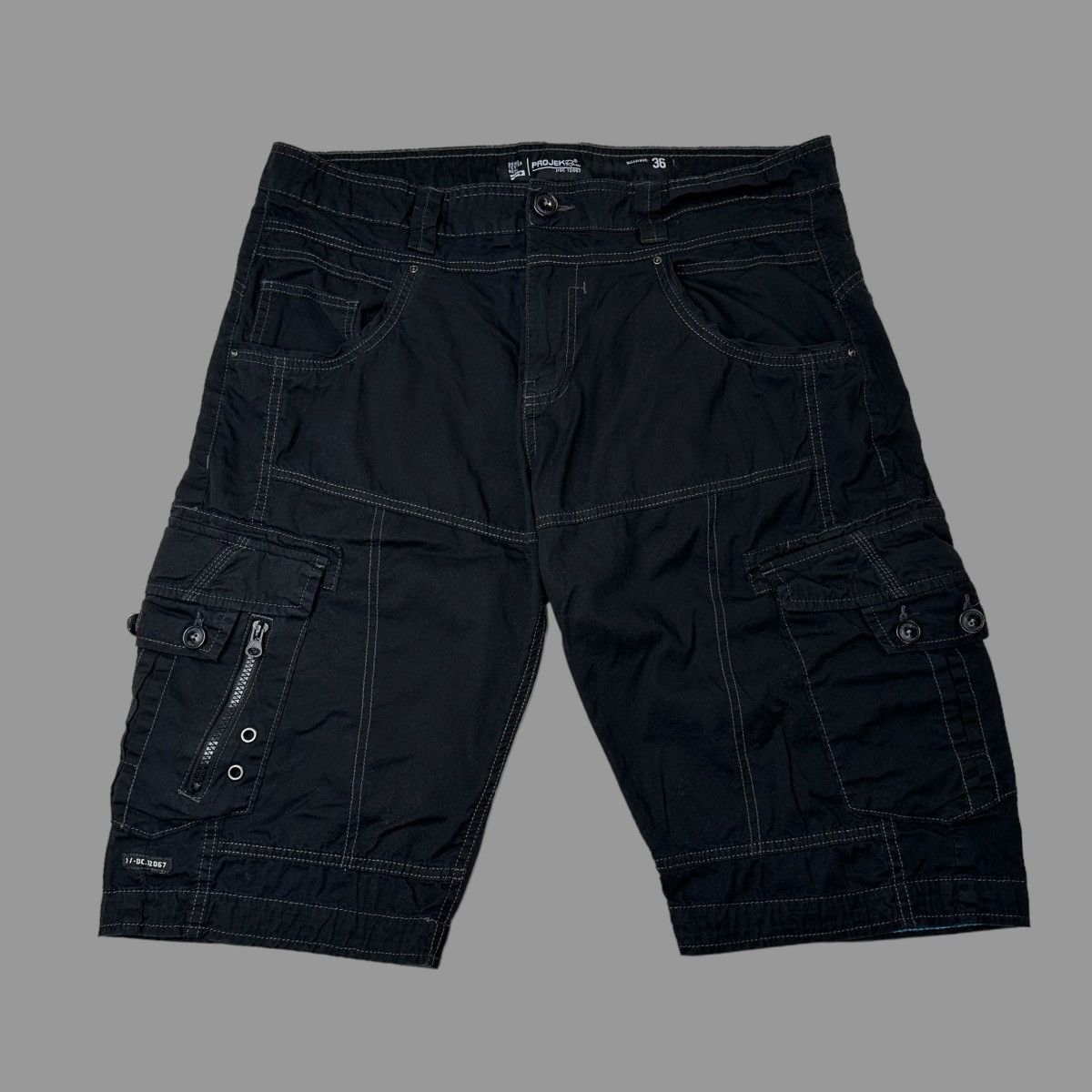 Vintage Vintage rave cargo shorts Size US 38 / EU 54 - 1 Thumbnail