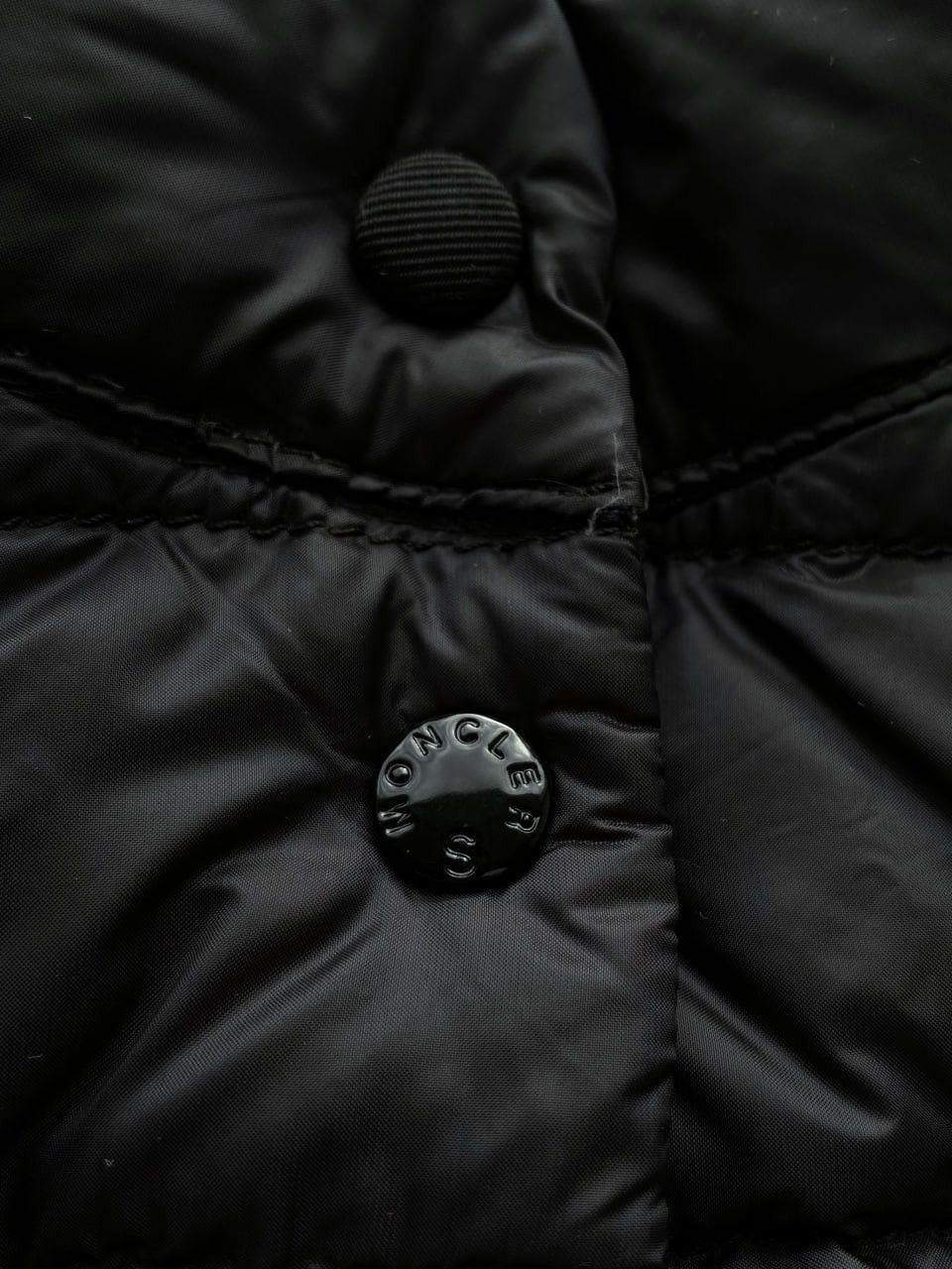 Moncler × Sacai Moncler x Sacai Saki Puffer Jacket Size S / US 4 / IT 40 - 5 Thumbnail