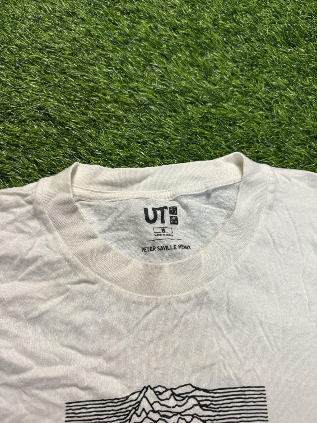 Uniqlo assorted tshirt - peter saville remix uniqlo Size US M / EU 48-50 / 2 - 4 Thumbnail