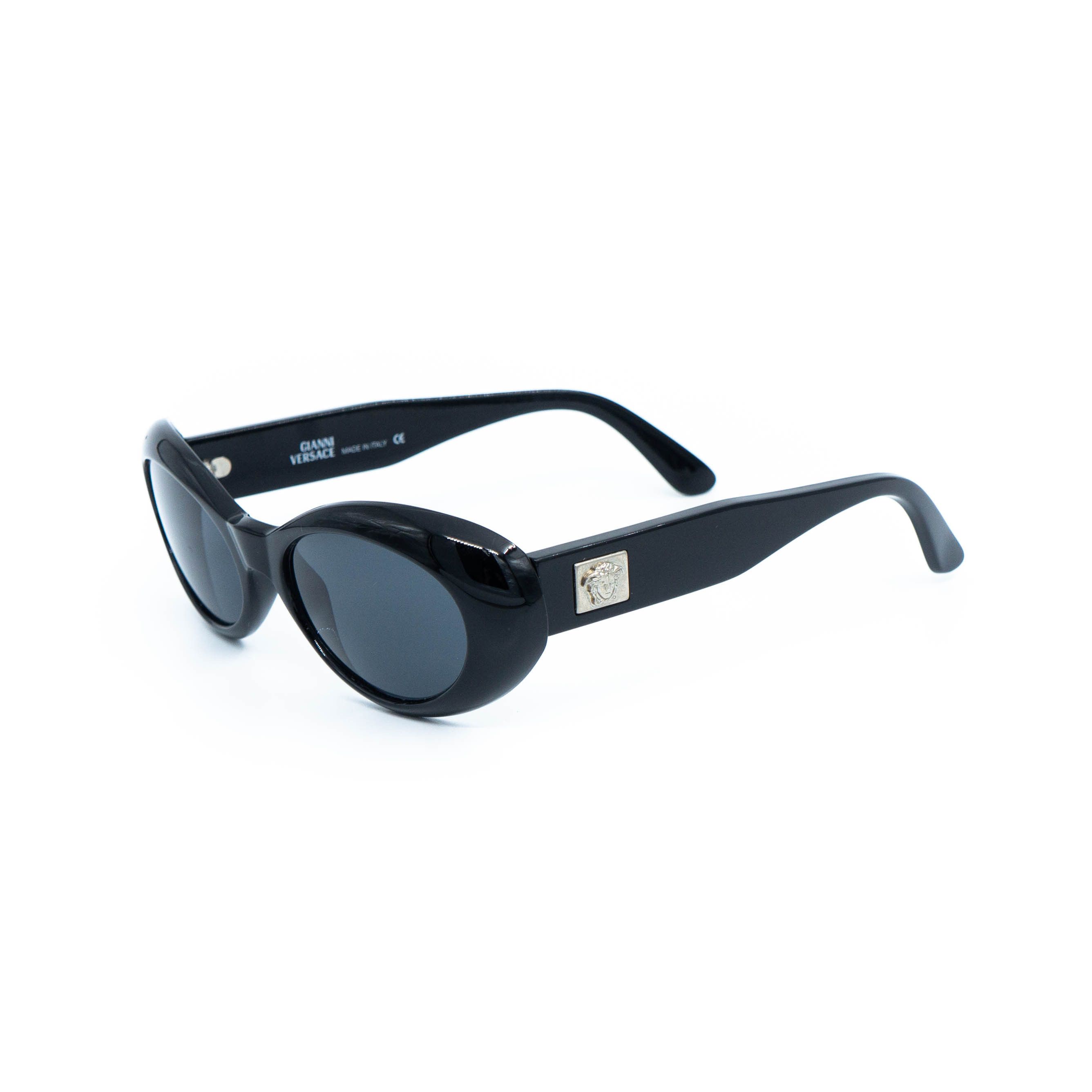 Gianni Versace MOD 475/E Black Oval Sunglasses Vintage