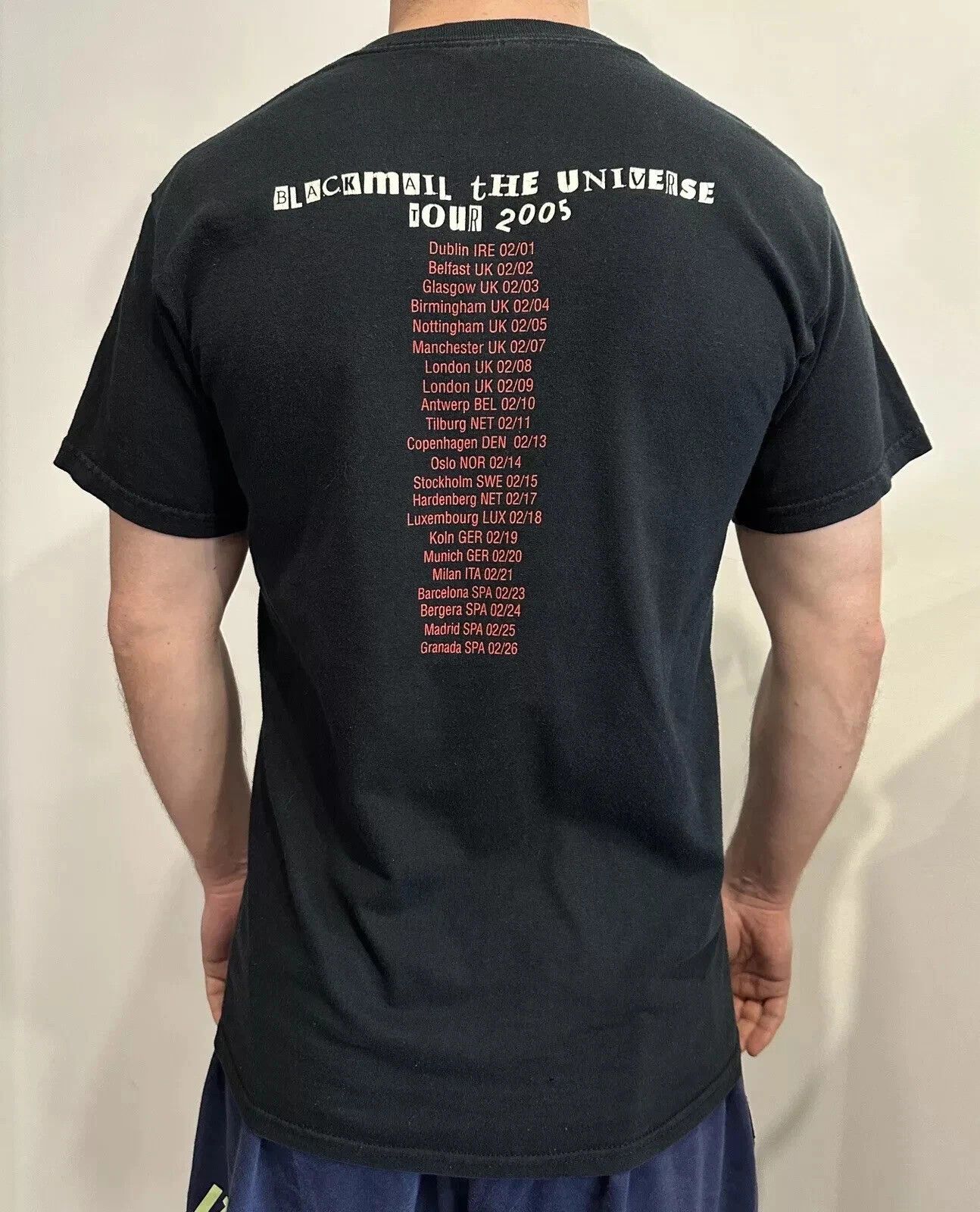 Gildan VINTAGE 2000s MEGADETH 2004 2005 TOUR CONCERT BAND T-SHIRT Size US S / EU 44-46 / 1 - 2 Thumbnail