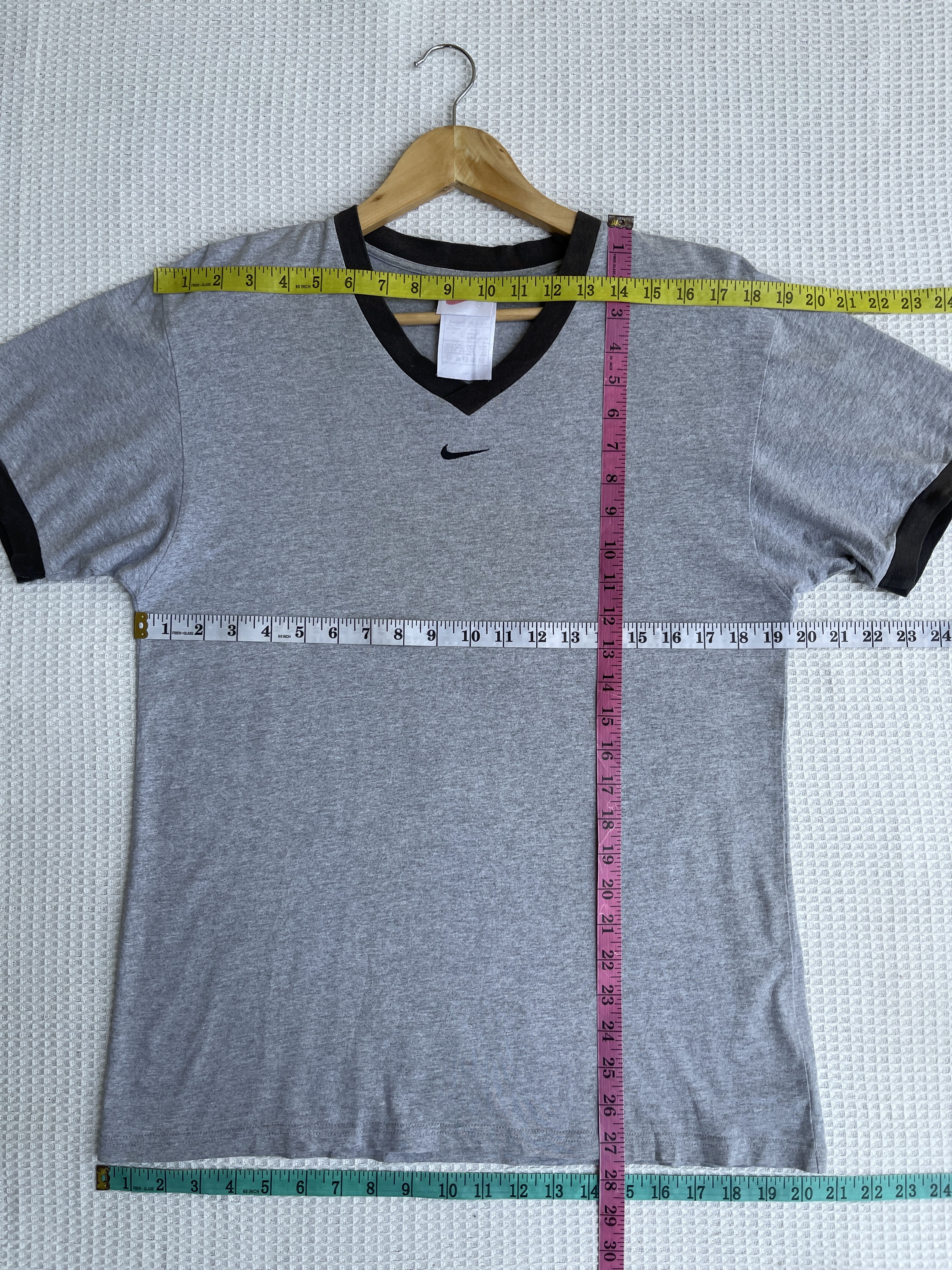 Vintage Last Drop🔥Rare‼️Vintage Nike Center Logo ERD GRUNGE TEE Size US M / EU 48-50 / 2 - 10 Thumbnail