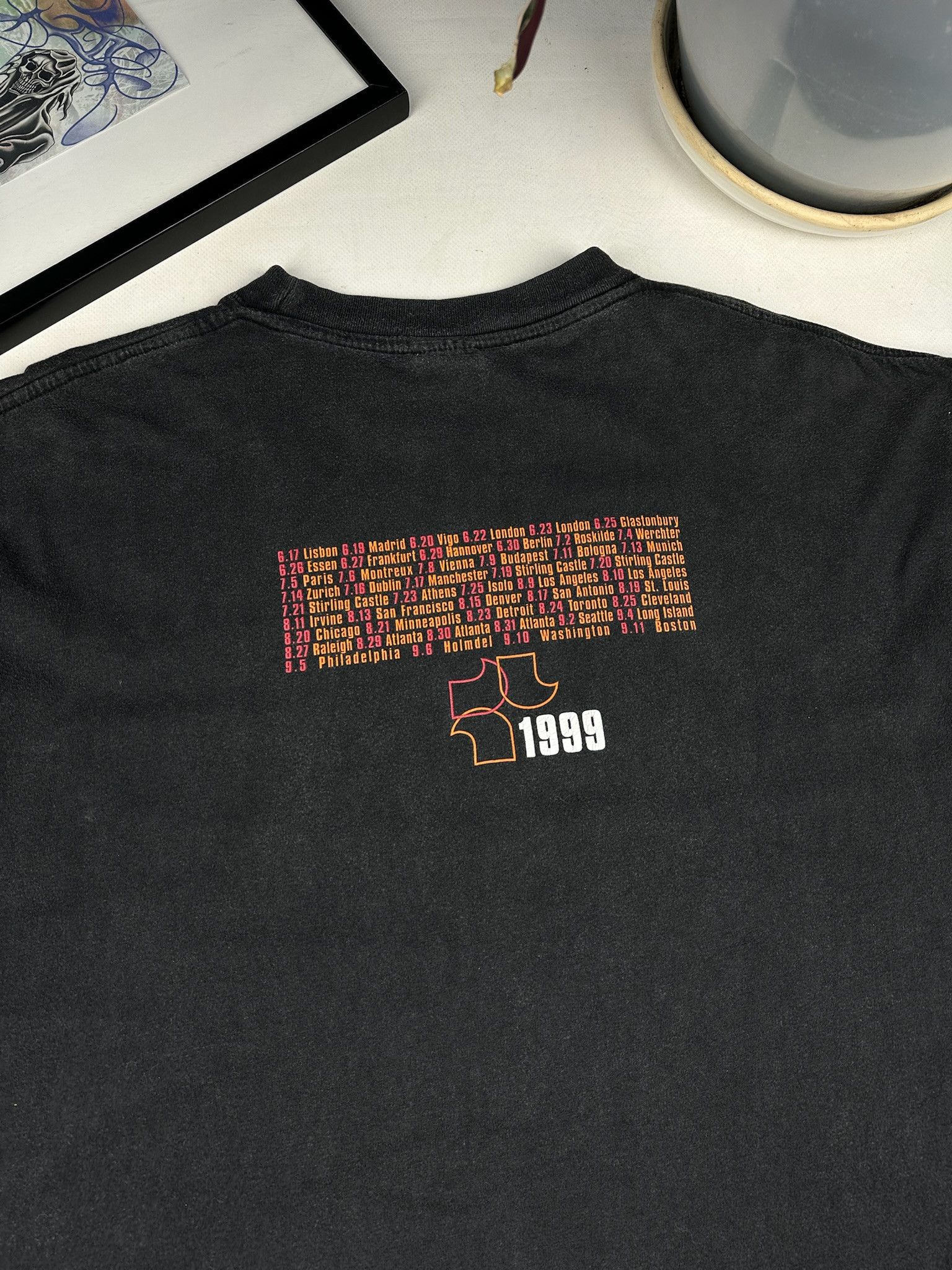 Vintage Vintage REM Band Tee Size US L / EU 52-54 / 3 - 7 Thumbnail