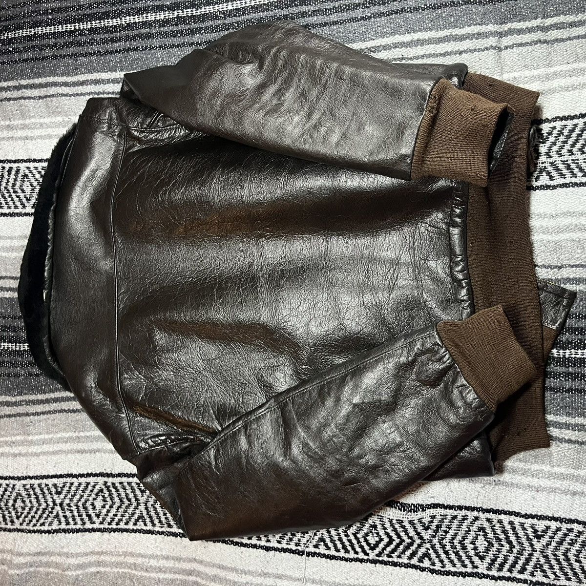 L.L. Bean L.L Bean 1970 Leather Bomber Sheep Lining Size US L / EU 52-54 / 3 - 6 Thumbnail